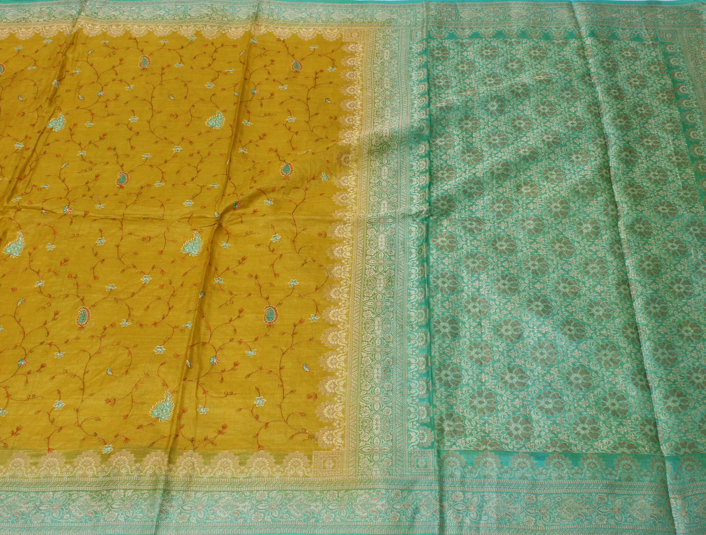Sushila Vintage Green Saree Pure Silk Woven & Embroidered Floral Sari Fabric