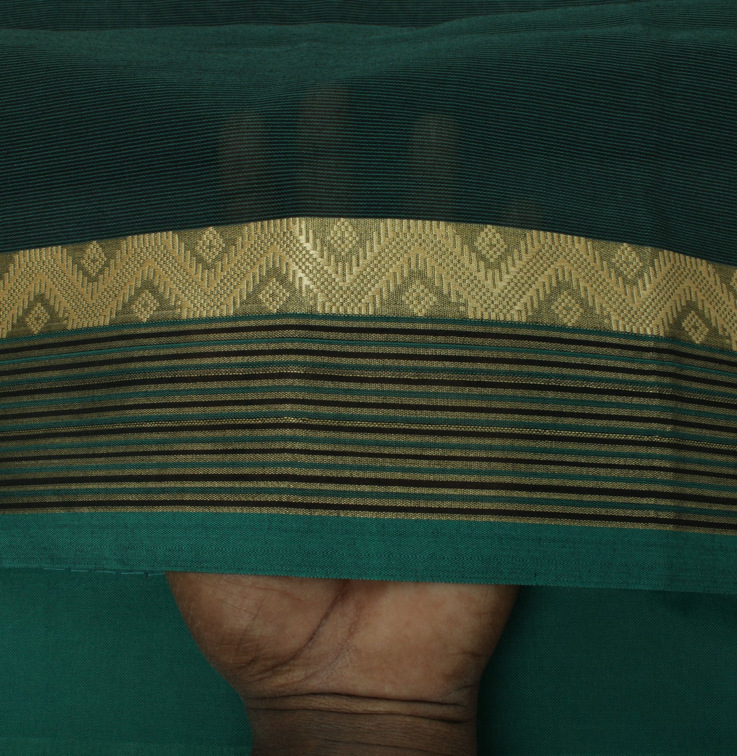 Sushila Vintage Green Indian Saree Blend Silk Woven Sari Craft 5 Yard Fabric