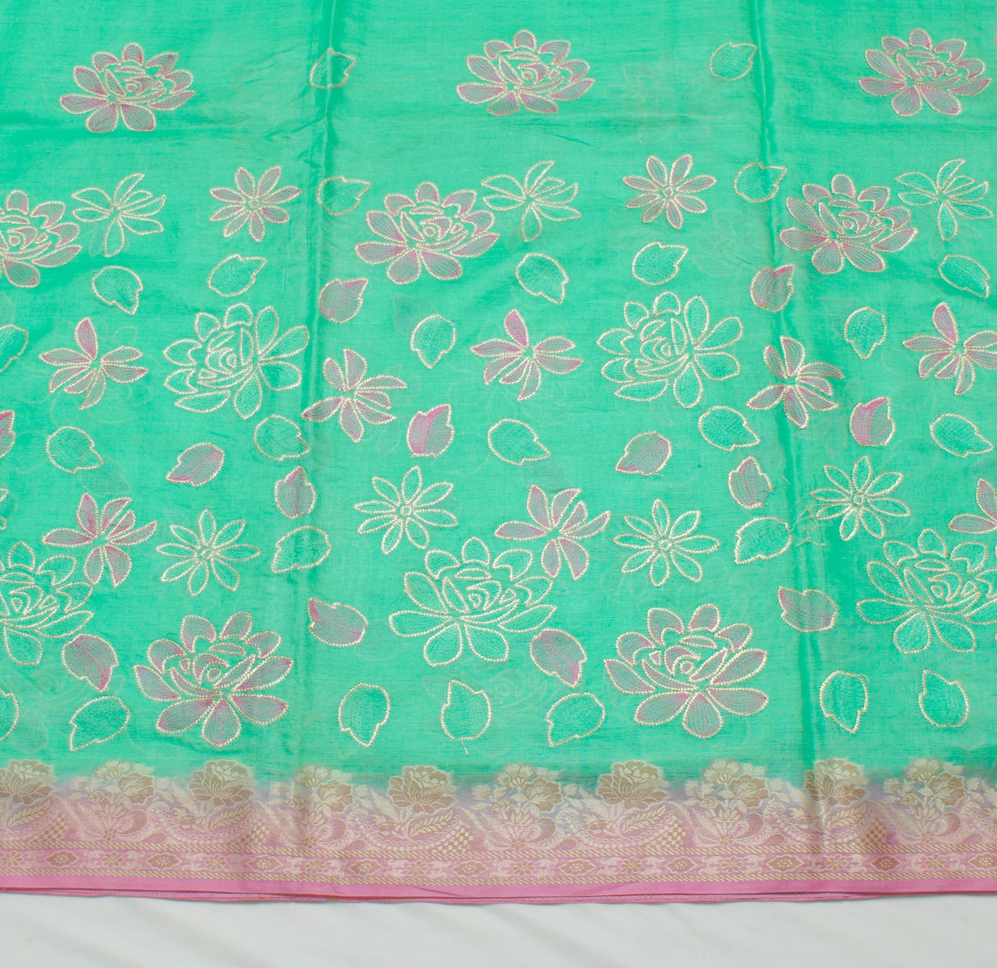 Sushila Vintage Green Saree Pure Silk Woven & Embroidered Floral Sari Fabric