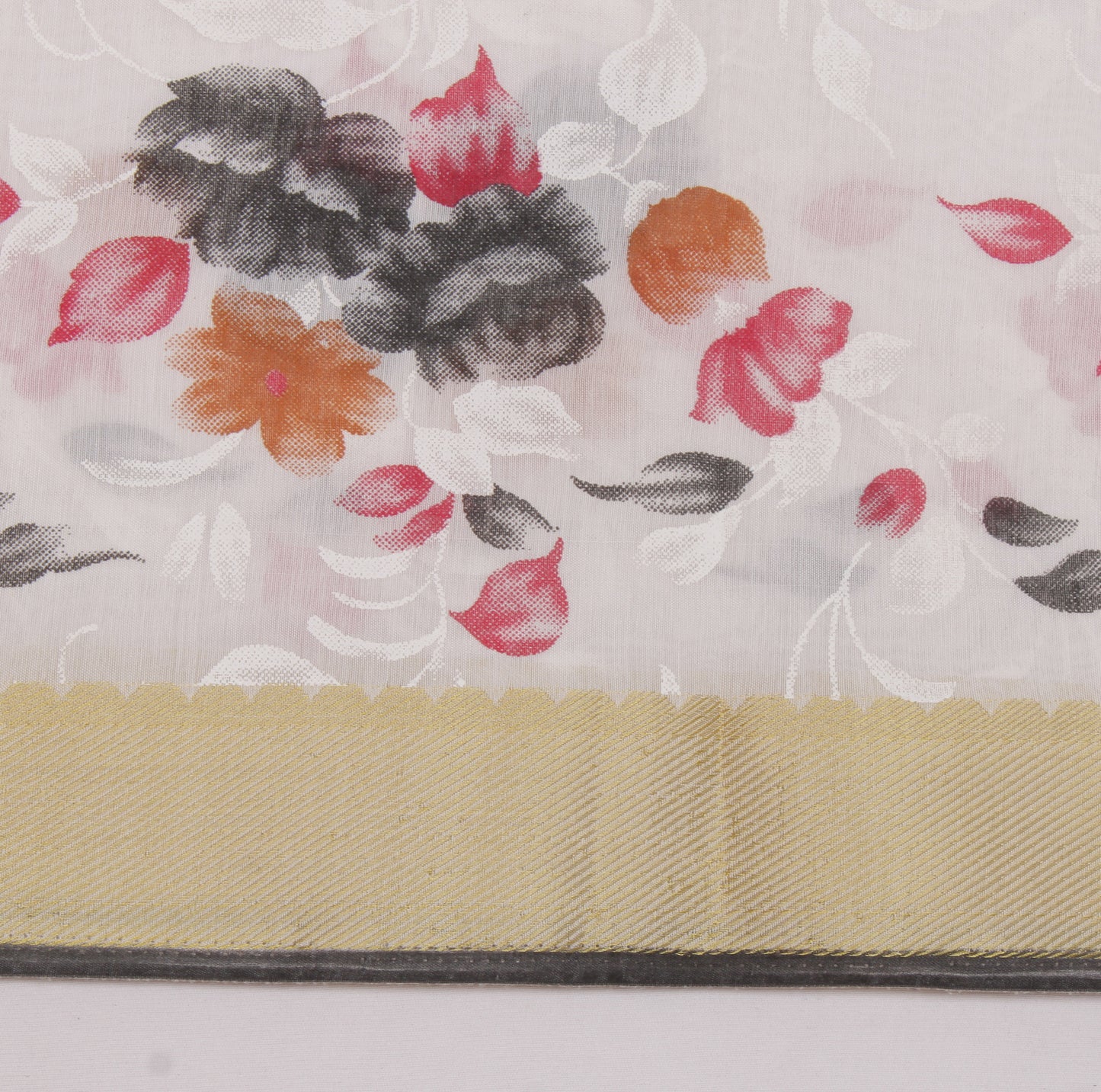 Sushila Vintage White Saree Blend Cotton Printed Floral Sari Craft 5 Yard Fabric