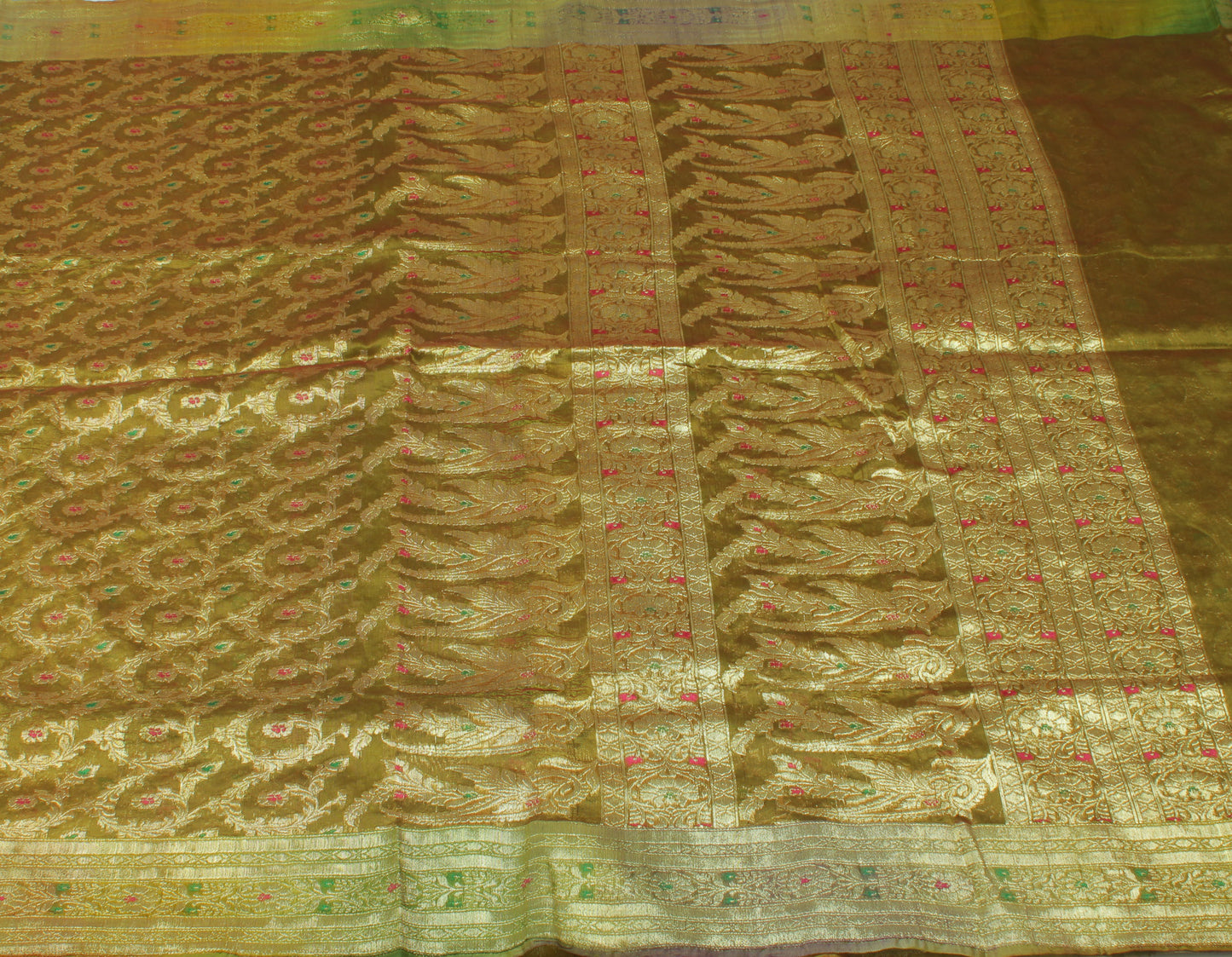 Sushila Vintage Green Indian Saree Blend Silk Floral Floral Sari Craft Fabric