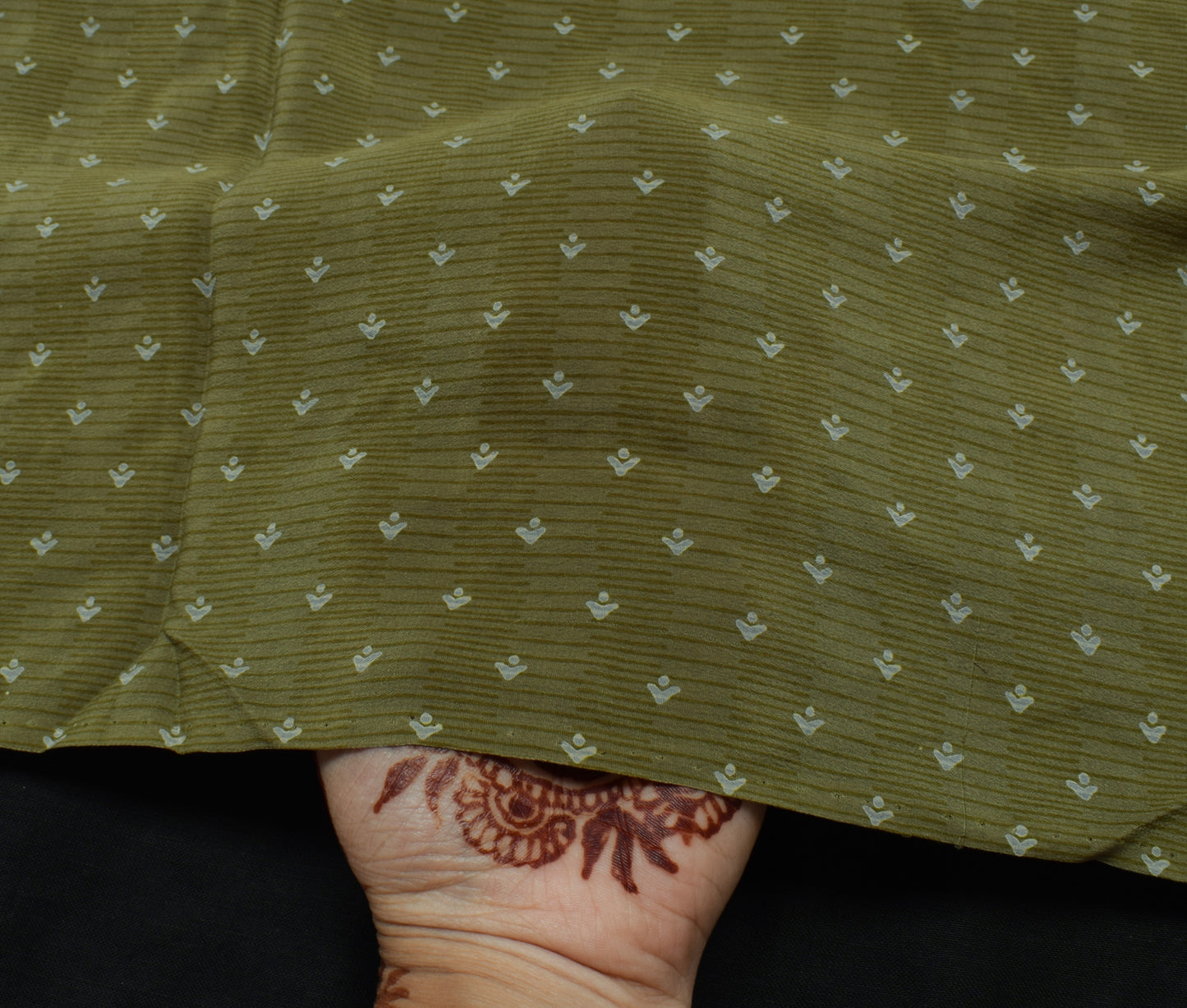 Sushila Vintage Indian Saree Pure Crepe Silk Hand Beaded & Printed Sari Fabric