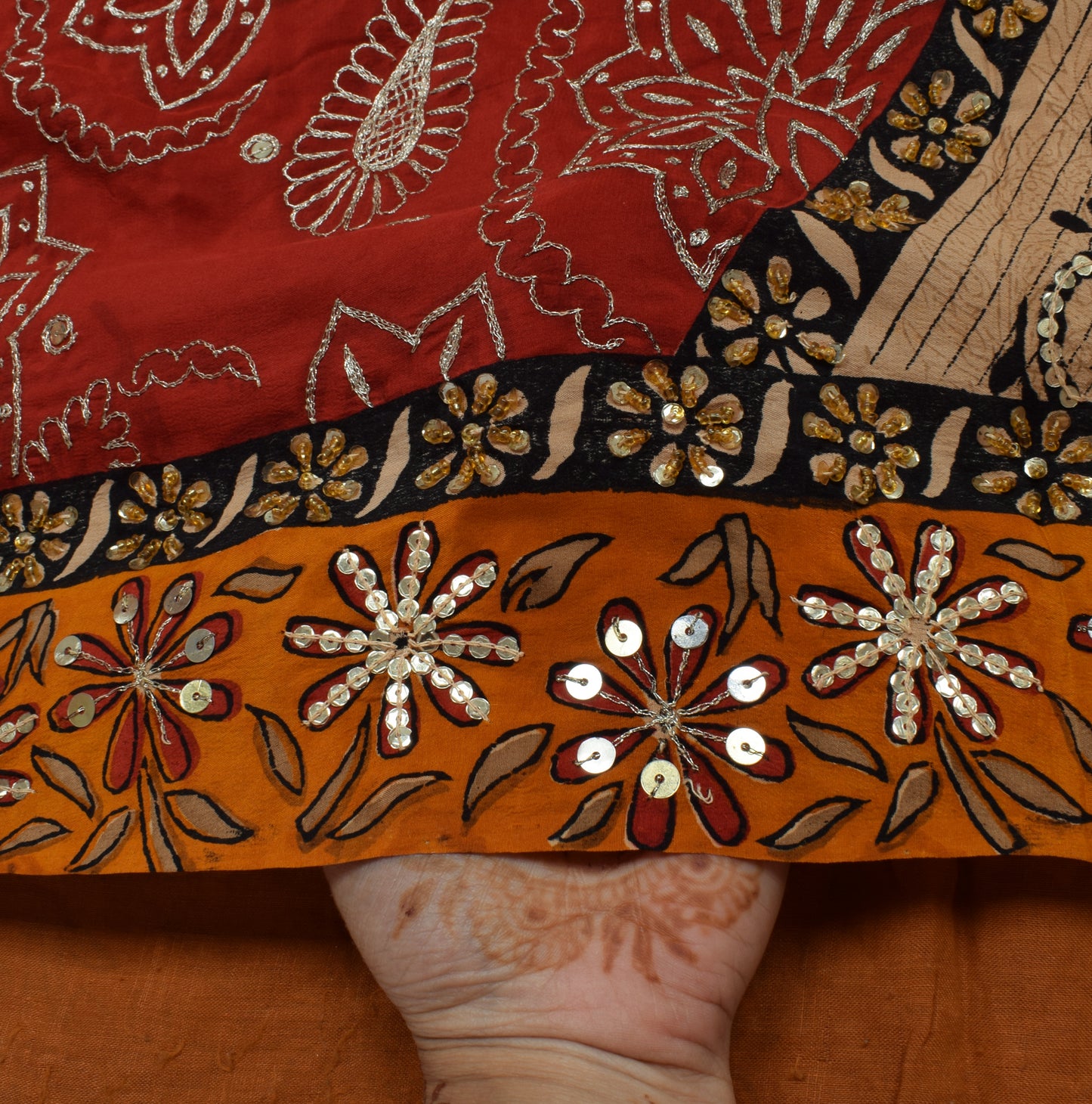 Sushila Vintage Indian Saree Pure Crepe Silk Printed & Embroidered Sari Fabric