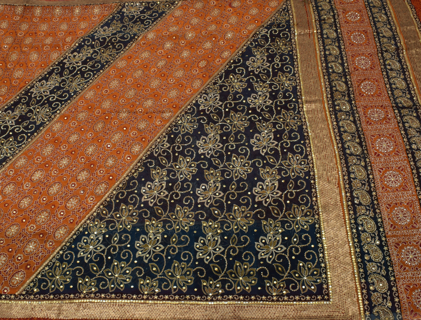 Sushila Vintage Indian Saree Pure Georgette Silk Printed Floral Sari Fabric