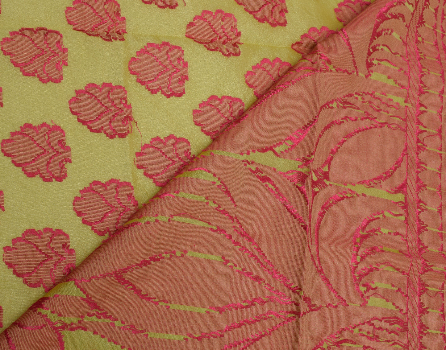 Sushila Vintage Indian Green Saree Blend Silk Woven Floral Sari Craft Fabric