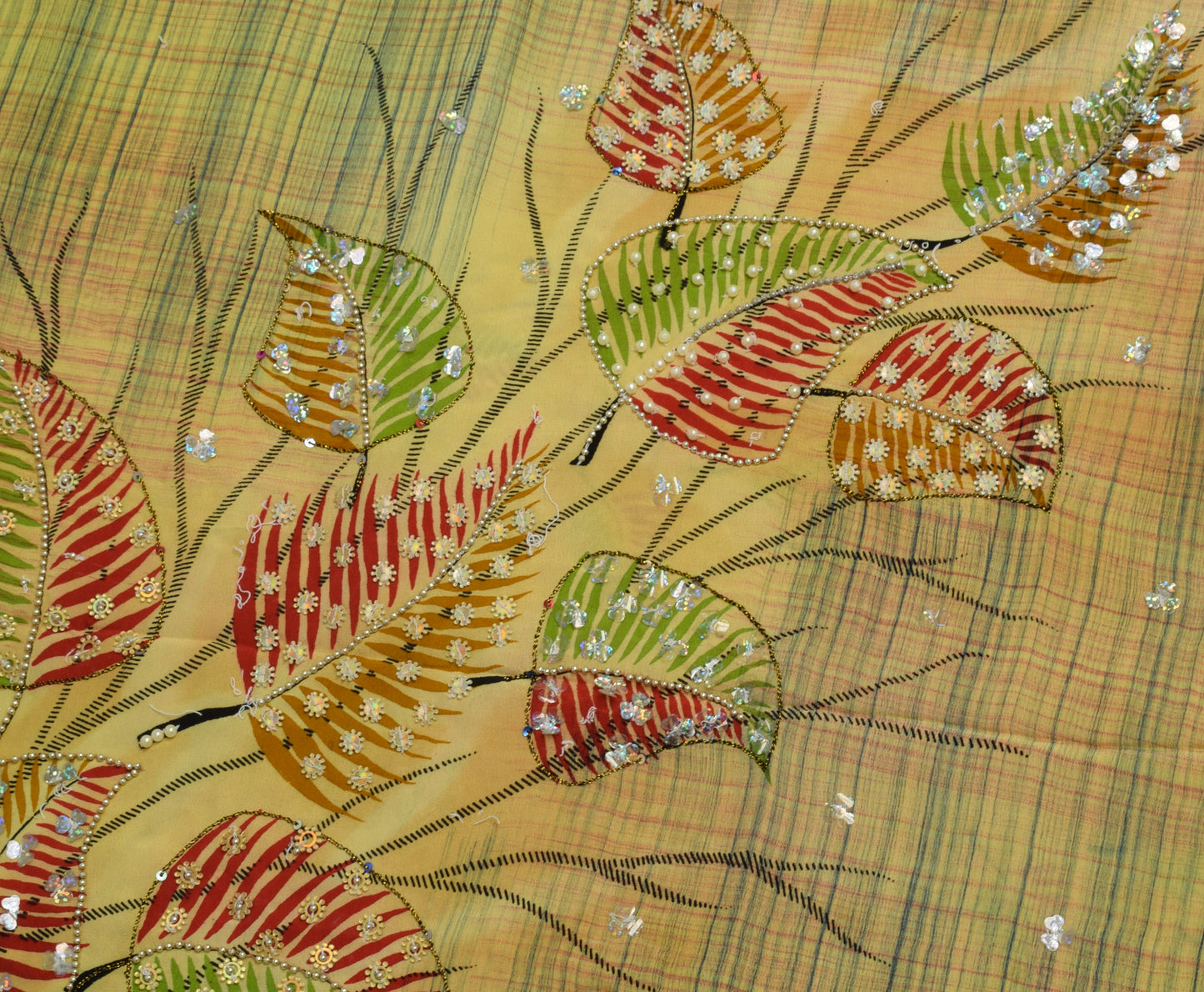 Sushila Vintage Indian Saree Pure Crepe Silk Printed Floral Sari Craft Fabric