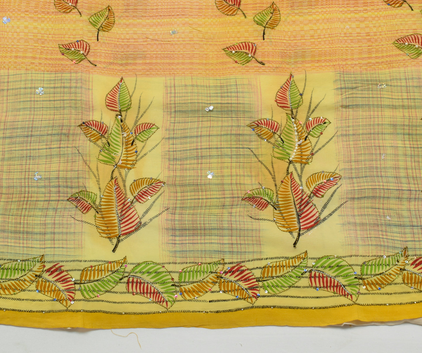 Sushila Vintage Indian Saree Pure Crepe Silk Printed Floral Sari Craft Fabric