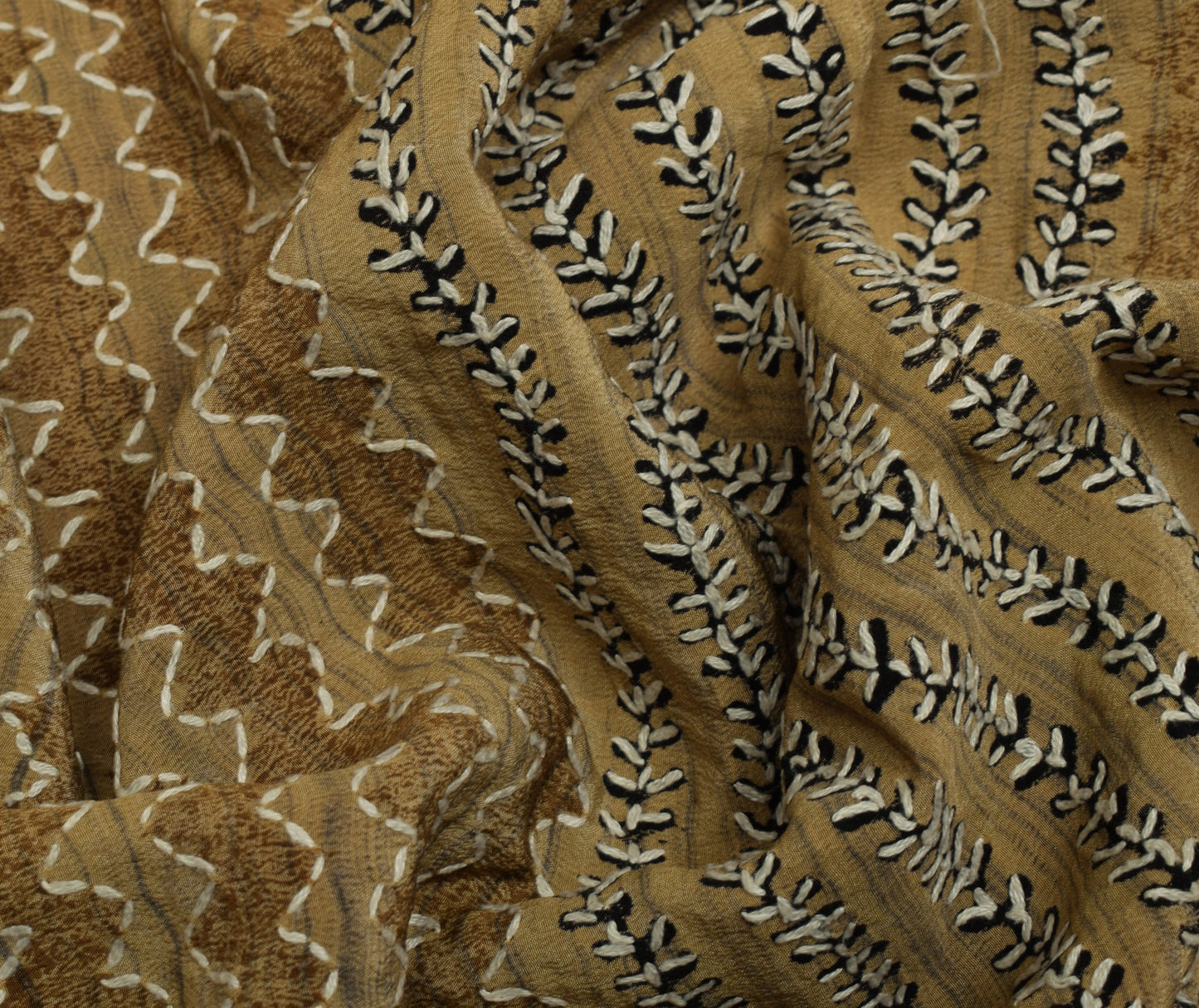 Sushila Vintage Indian Saree Pure Crepe Silk Hand Embroidered Floral Sari Fabric