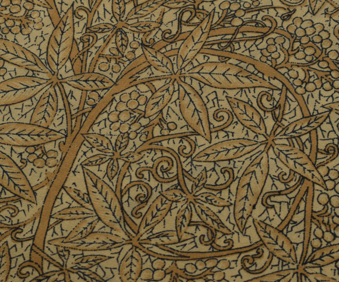 Sushila Vintage Cream Saree Pure Crepe Silk Printed Floral Sari Craft Fabric