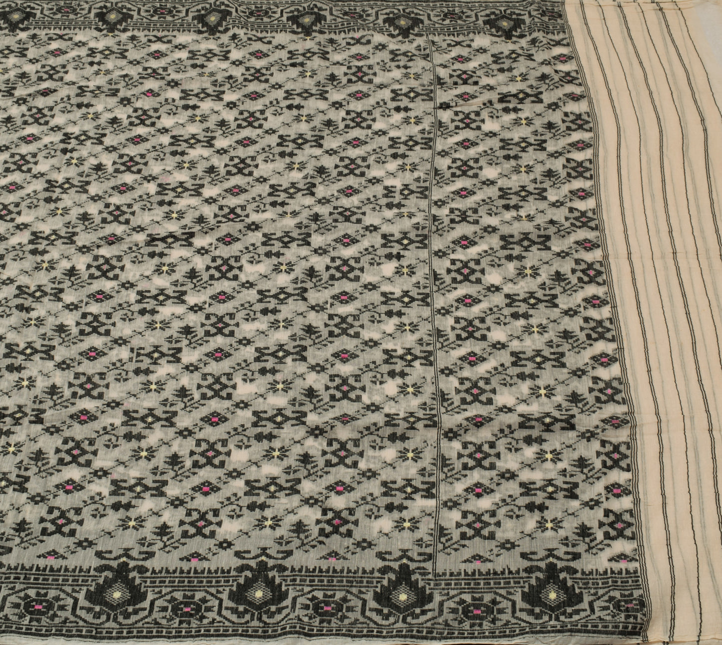 Sushila Vintage Cream Saree Pure Cotton Woven Floral Sari Craft 5 Yard Fabric