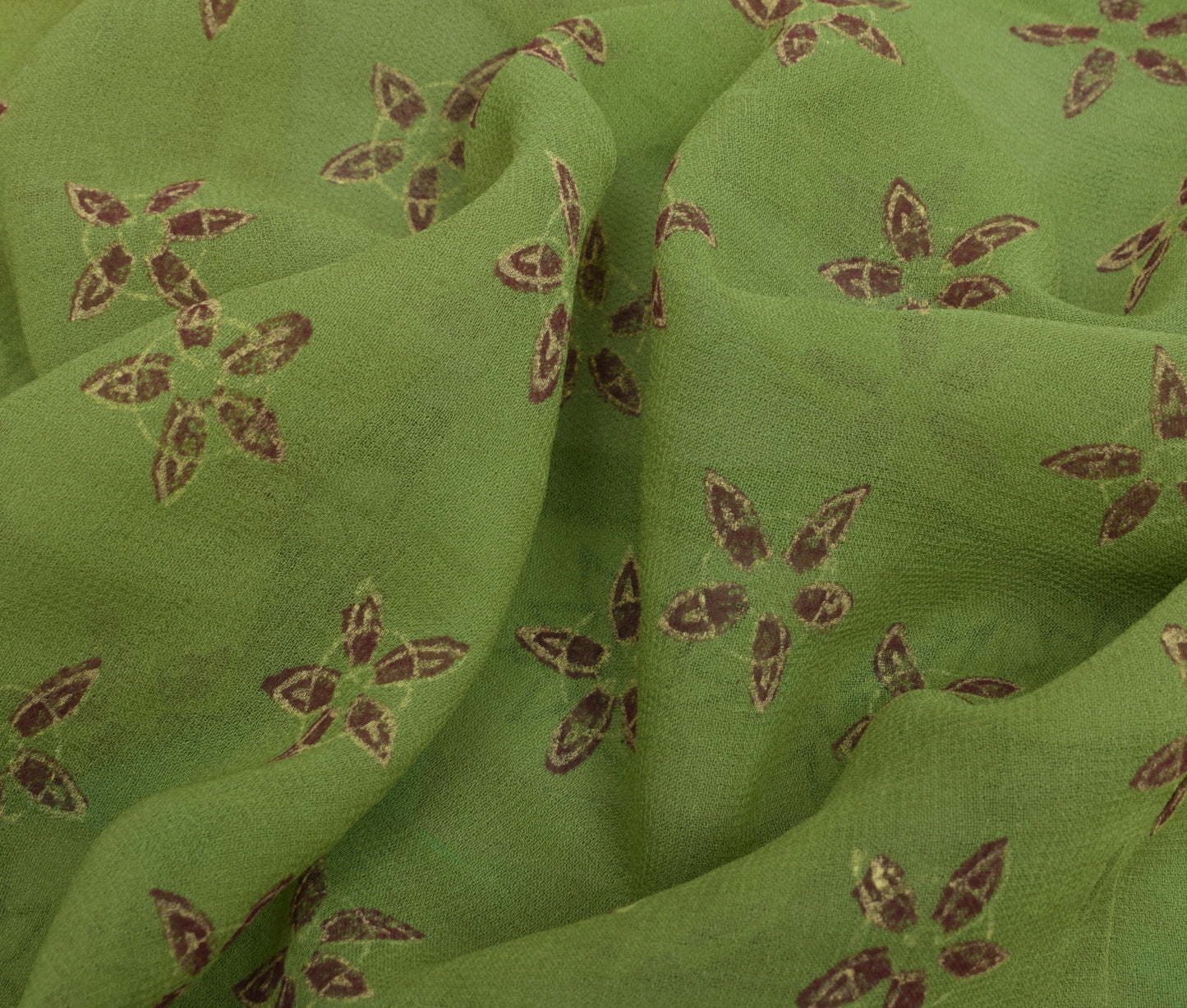 Sushila Vintage Green Saree Pure Georgette Silk Printed Floral Sari Craft Fabric