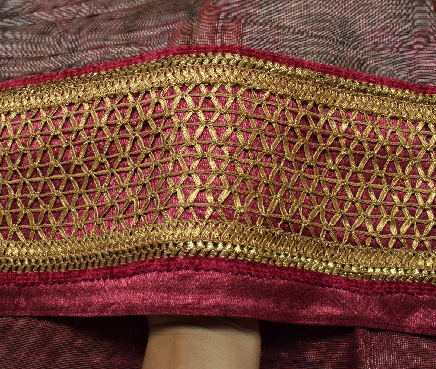 Sushila Vintage Indian Saree Net Mesh Printed Floarl Sari Craft 5 Yard Fabric