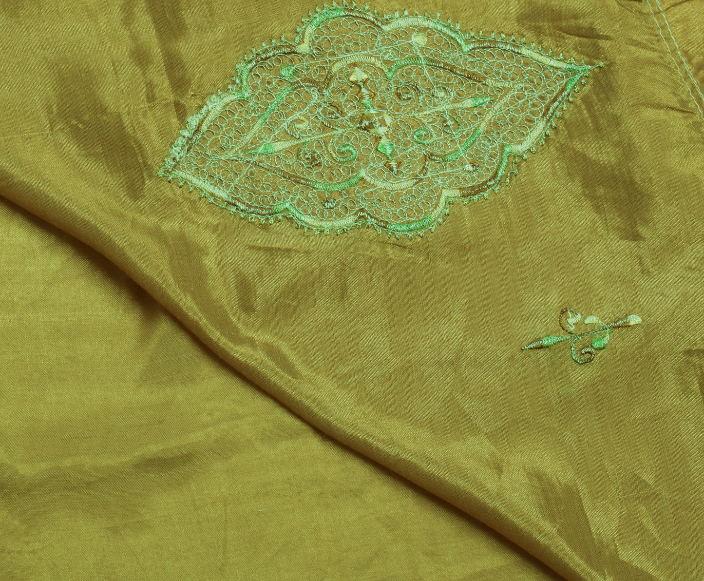 Sushila Vintage Green Saree Blend Silk Embroidered 5 Yard Sari Craft Fabric