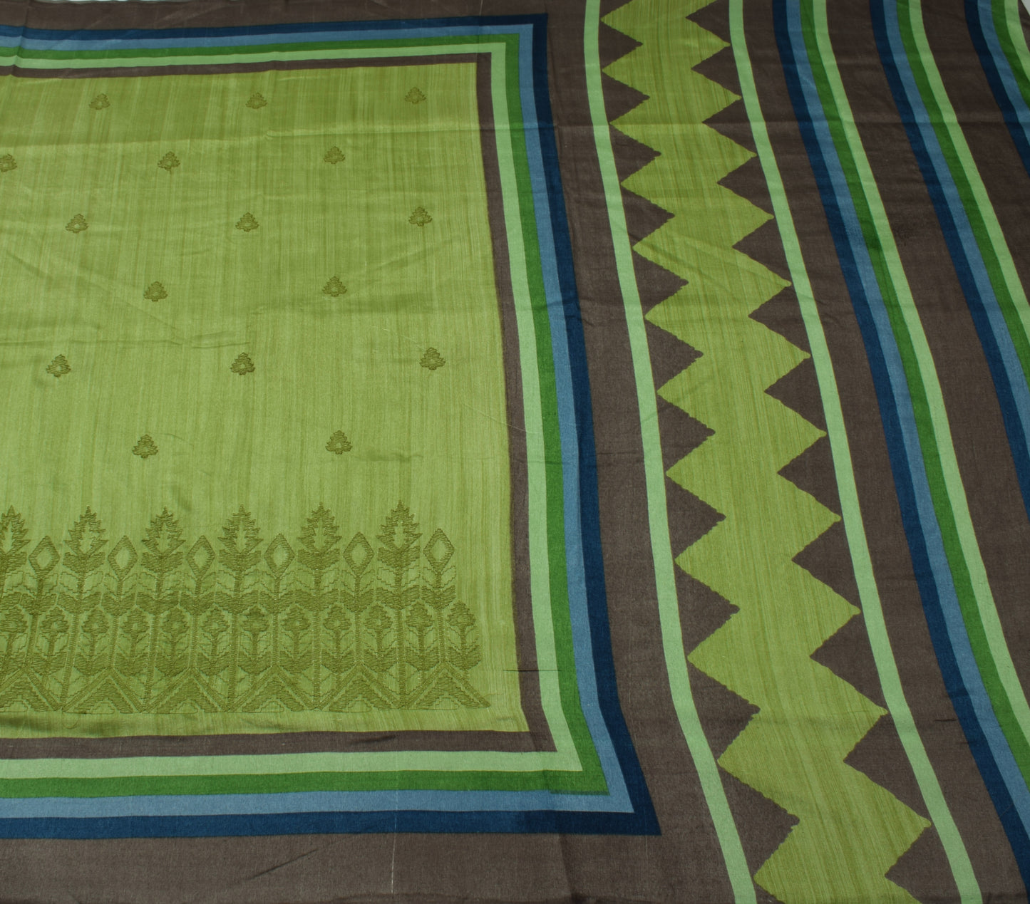 Sushila Vintage Green Indian Saree Blend Silk Embroidered Sari Craft Fabric
