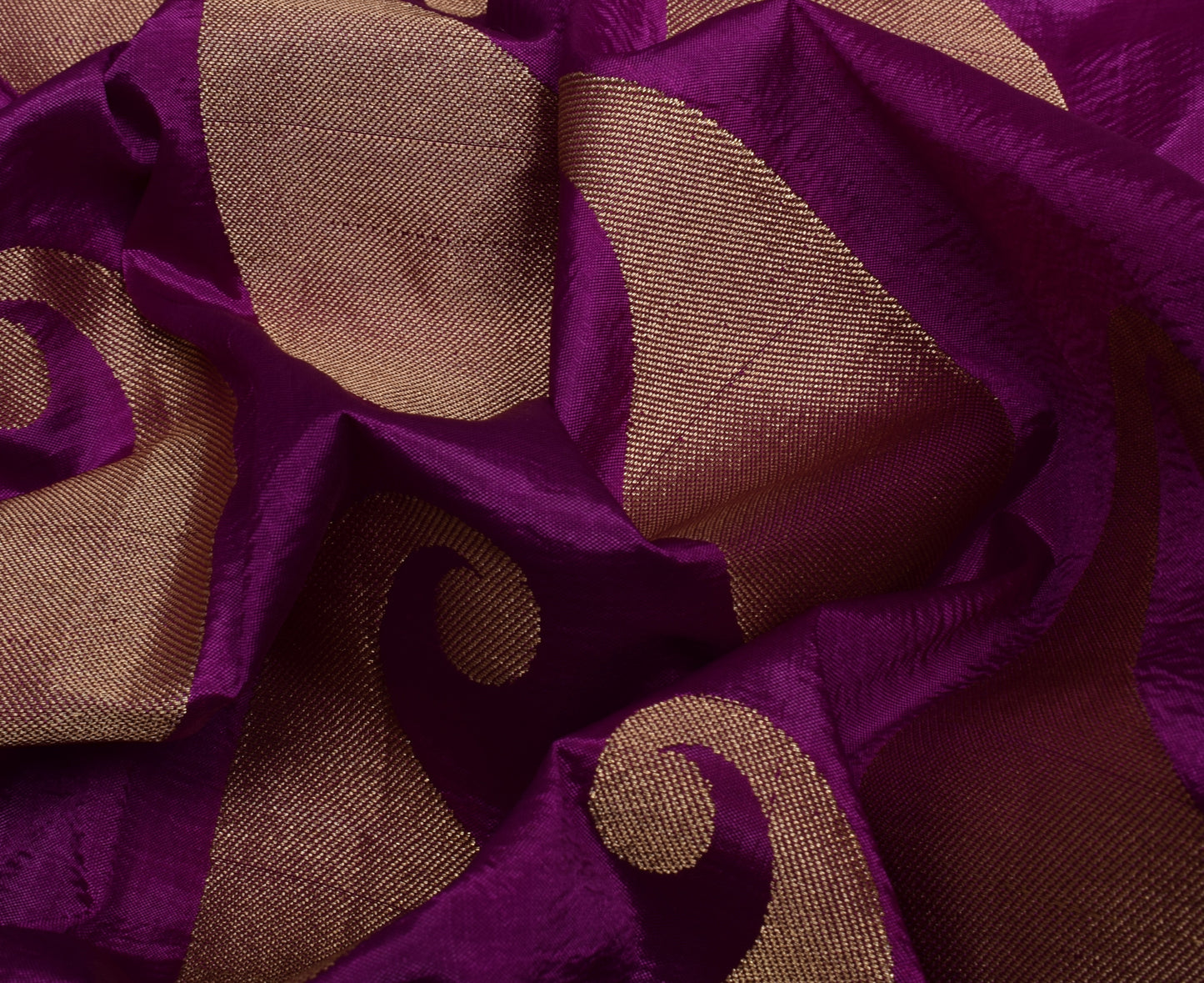 Sushila Vintage Purple Indian Saree Blend Silk Zari Woven Paisley Sari Fabric