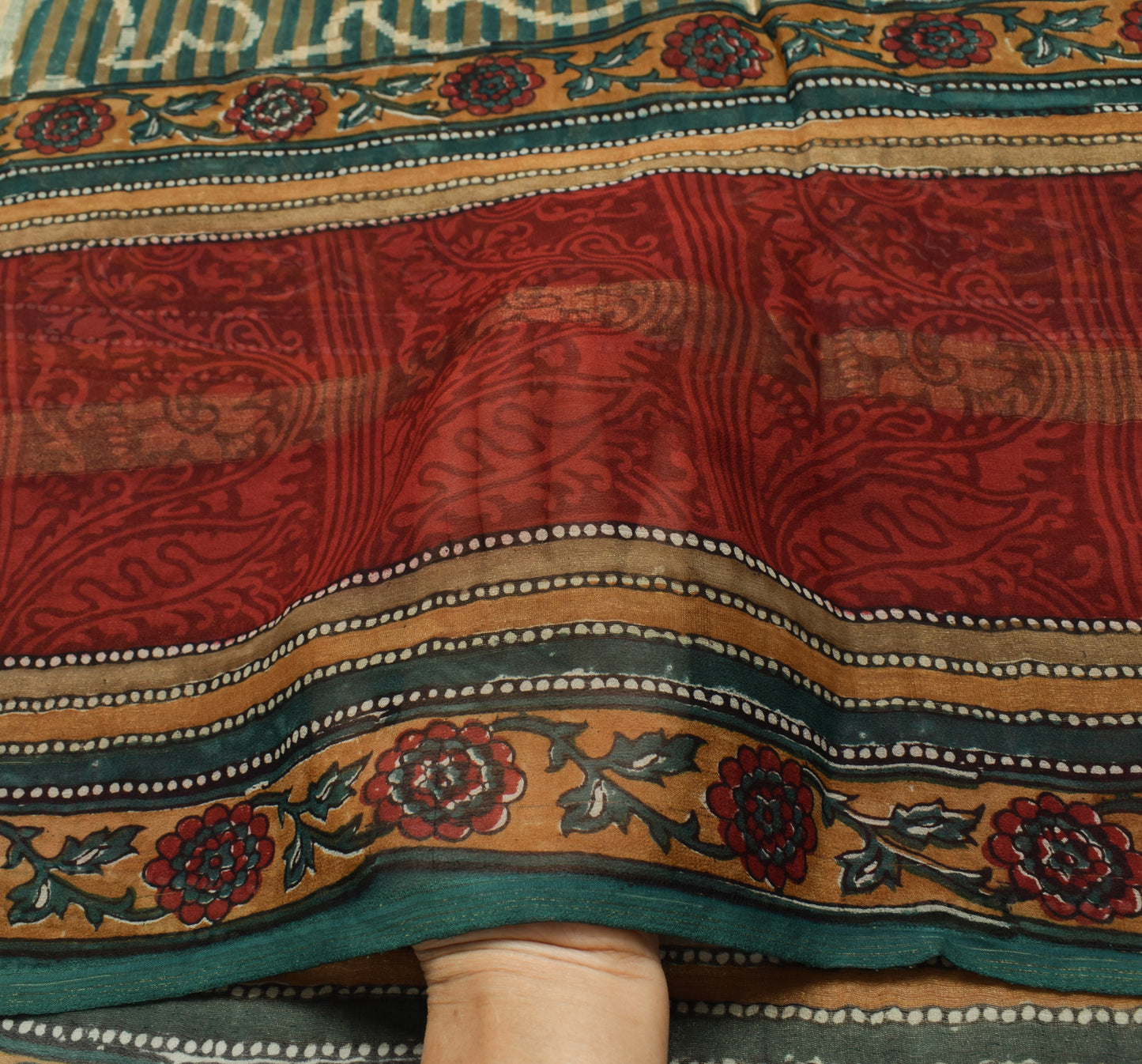Sushila Vintage Indian Saree 100% Pure Georgette Silk Floral Printed Sari Fabric