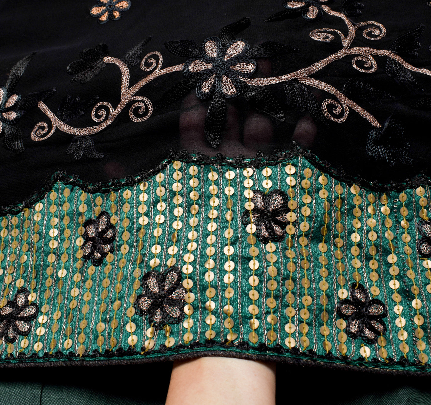 Sushila Vintage Black Saree 100%Pure Georgette Silk Embroidered 5 YD Sari Fabric