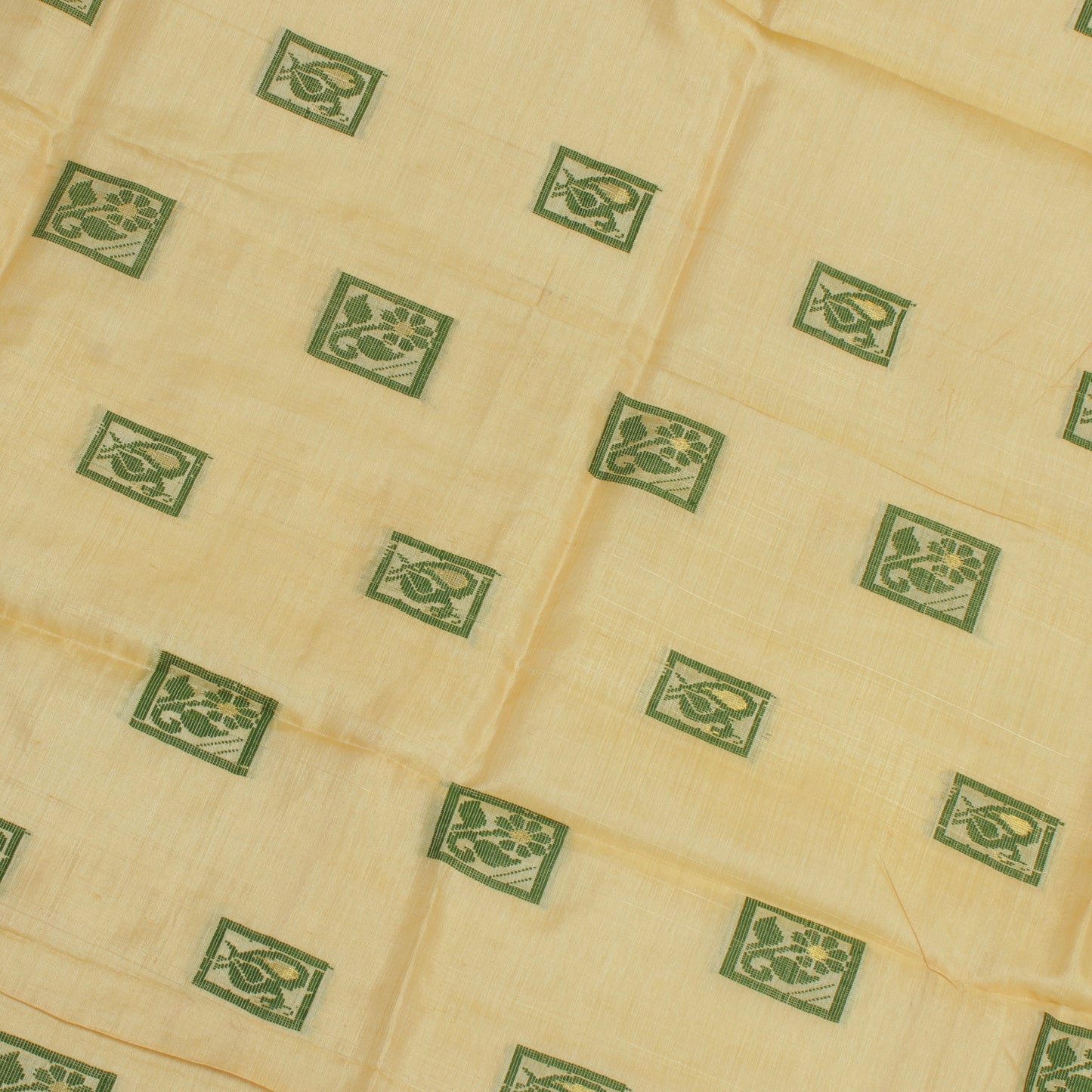 Sushila Vintage Cream Indian Sari Remnant Scrap Pure Cotton Woven Craft Fabric
