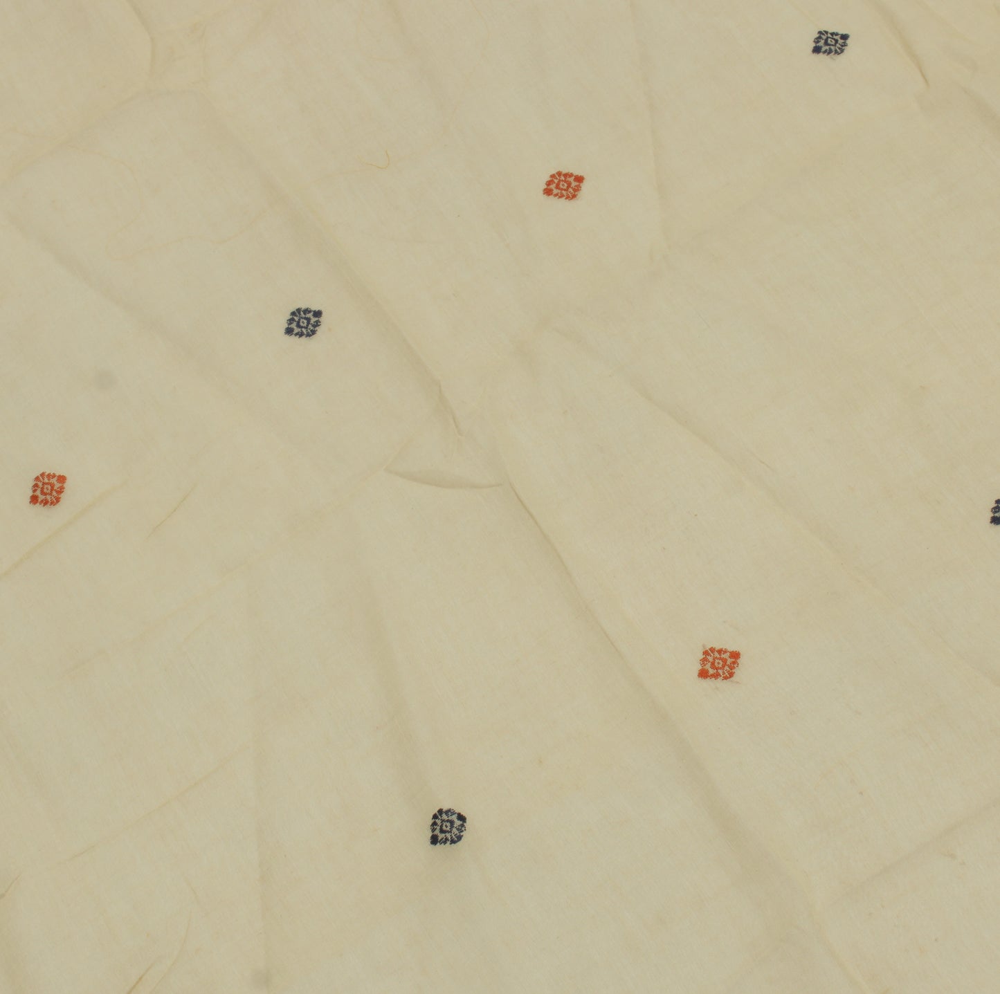Sushila Vintage Cream Sari Remnant Scrap 100% Pure Cotton Woven Craft Fabric