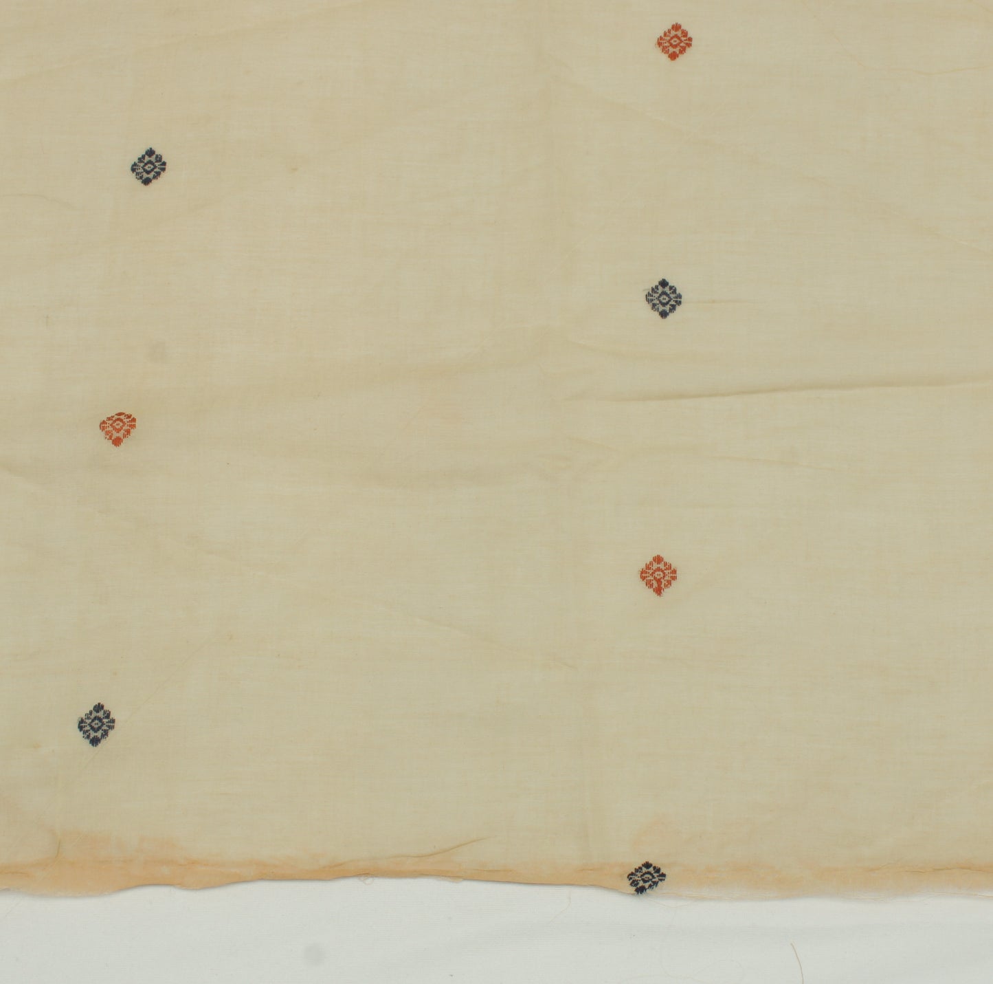 Sushila Vintage Cream Sari Remnant Scrap 100% Pure Cotton Woven Craft Fabric