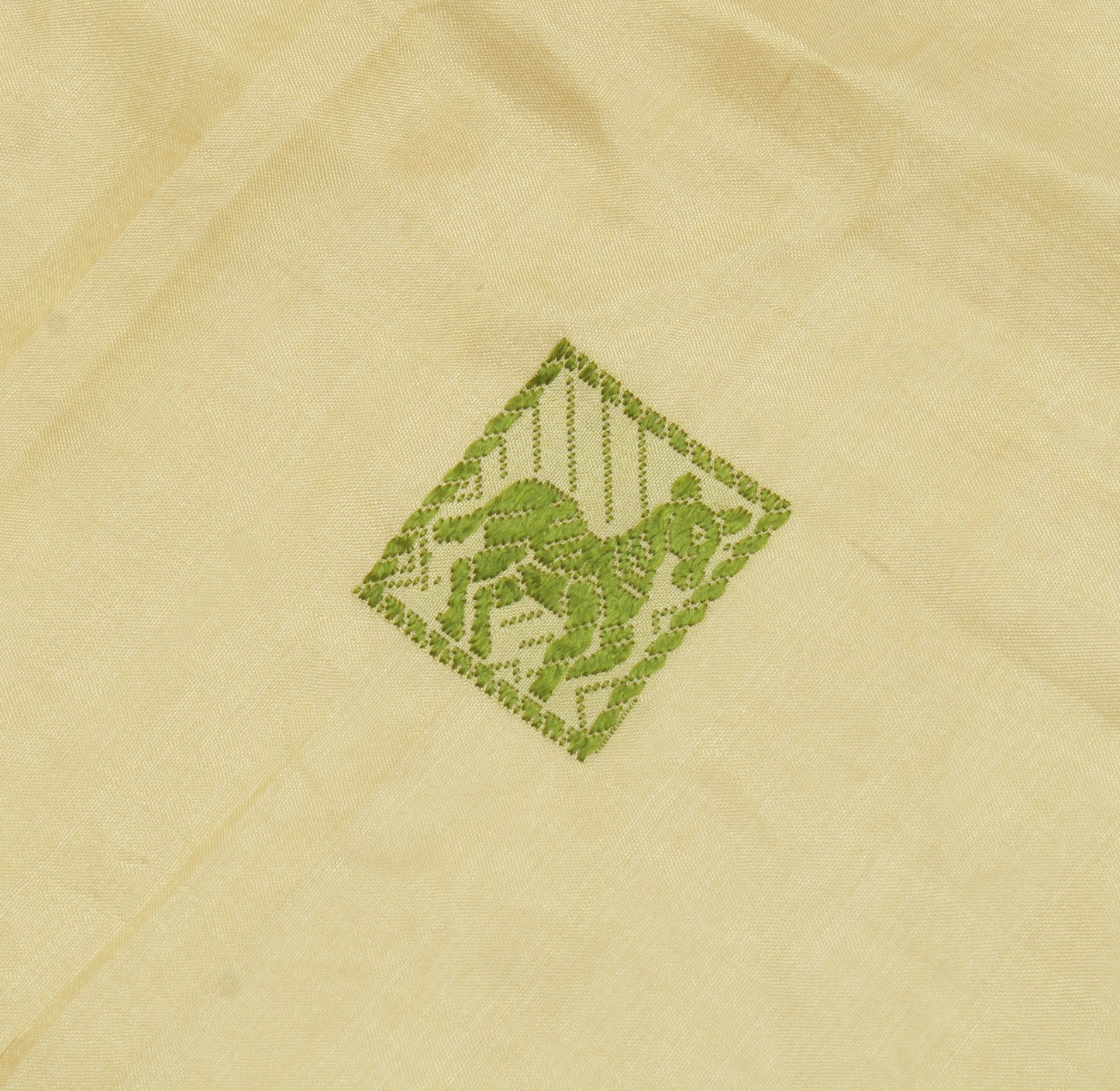 Sushila Vintage Cream Sari Remnant Scrap 100% Pure Silk Woven Craft Fabric