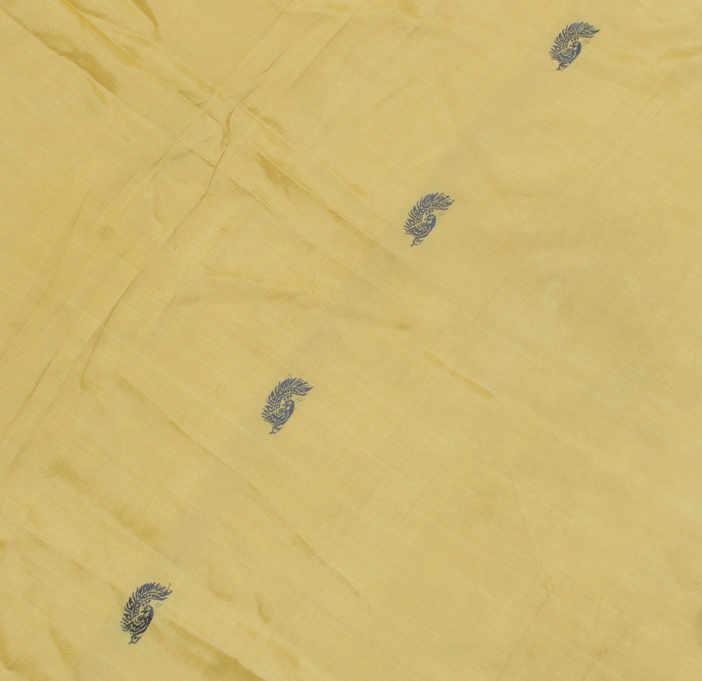 Sushila Vintage Cream Sari Remnant Scrap Pure Silk Baluchari Woven Craft Fabric
