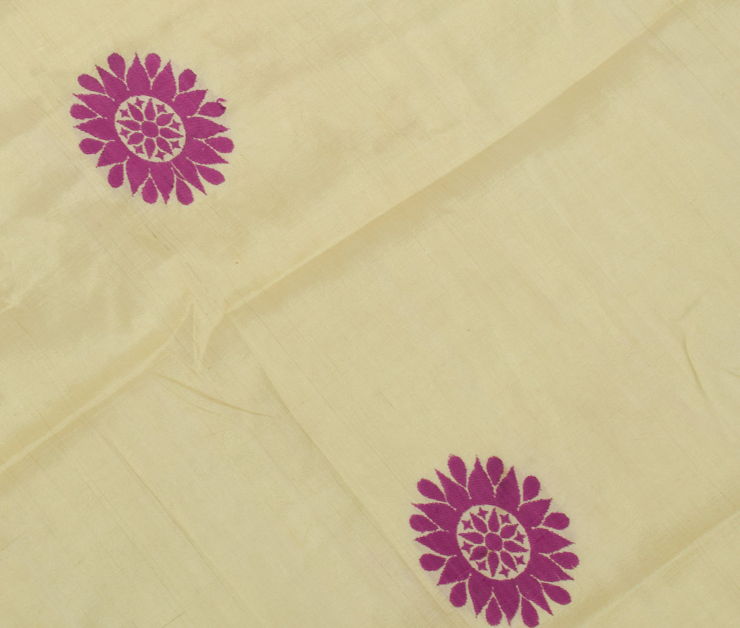 Sushila Vintage Cream Sari Remnant Scrap 100% Pure Silk Woven Craft Fabric