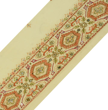 Sushila Vintage Cream Saree Border Indian Craft Sewing Trim Embroidered Lace