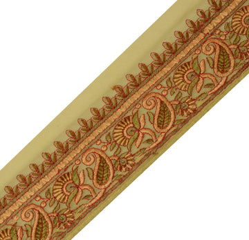 Sushila Vintage Cream Saree Border Indian Craft Sewing Trim Embroidered Lace