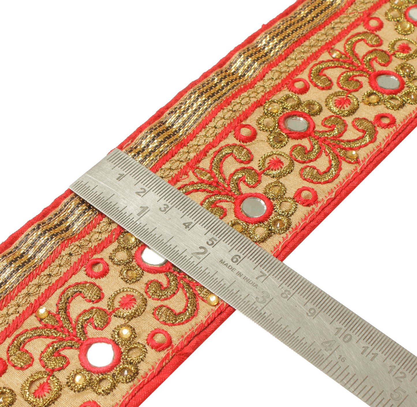 Sushila Vintage Cream Saree Border Indian Craft Sewing Trim Embroidered Lace