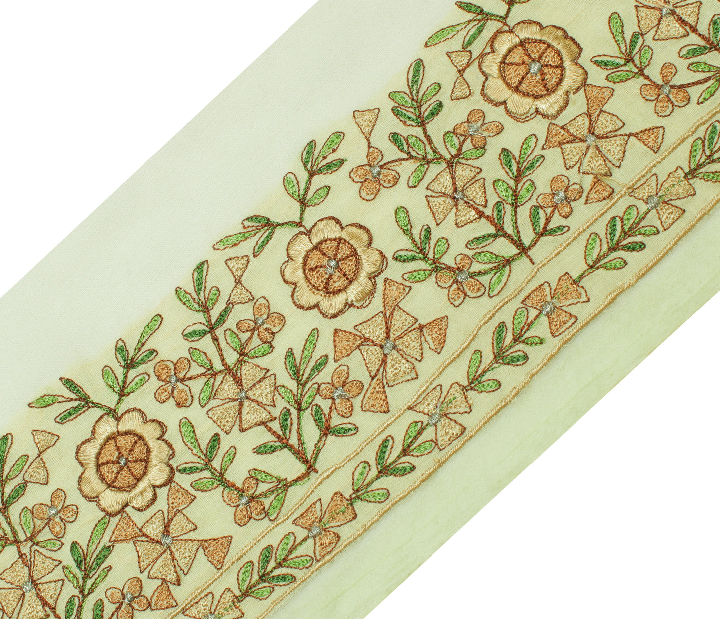 Sushila Vintage Green Saree Border Indian Craft Sewing Trim Embroidered Lace