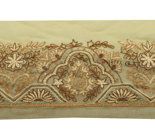 Sushila Vintage Green Saree Border Indian Craft Sewing Trim Embroidered Lace