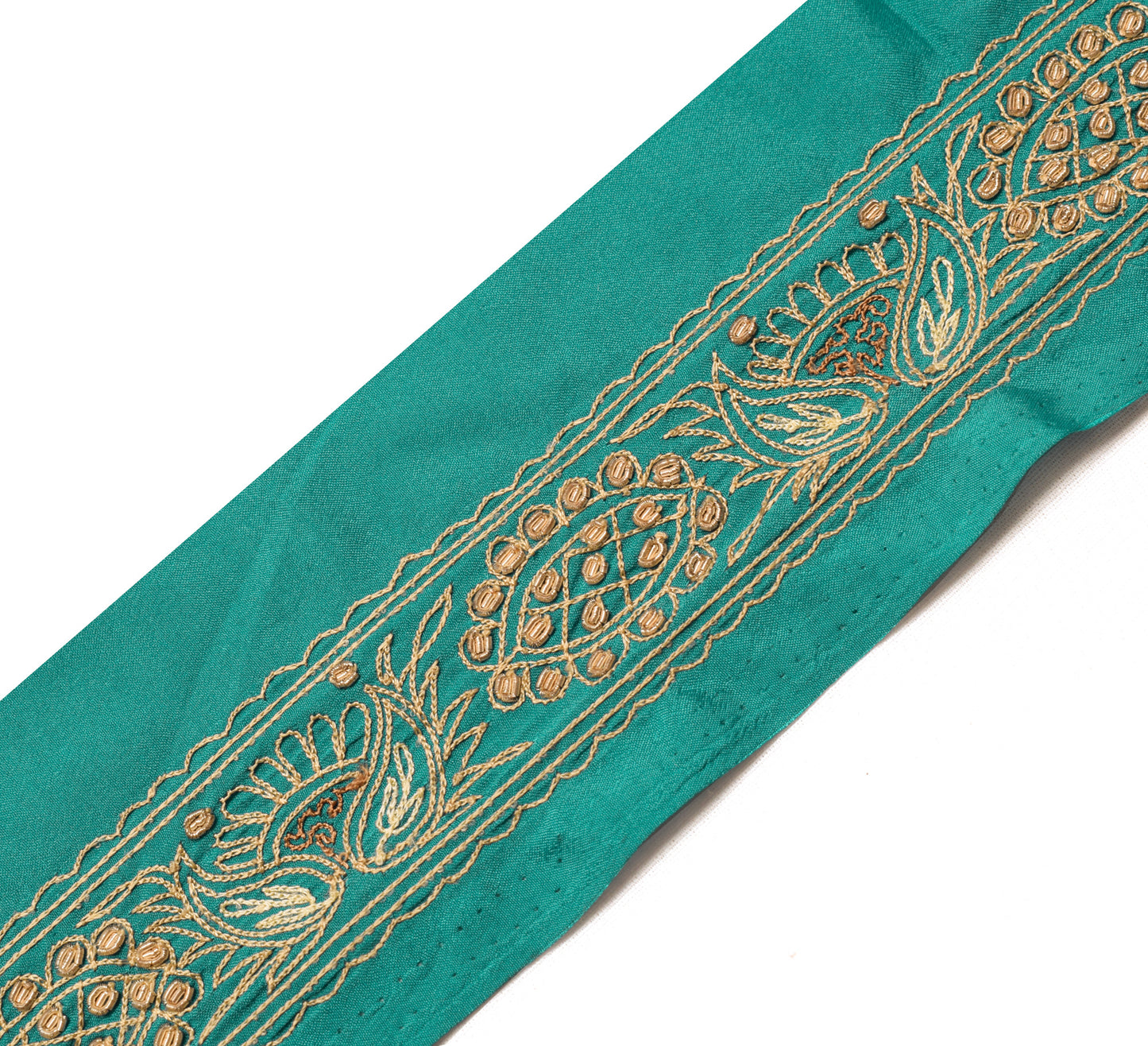 Sushila Vintage Green Saree Border Indian Craft Sewing Trim Embroidered Lace