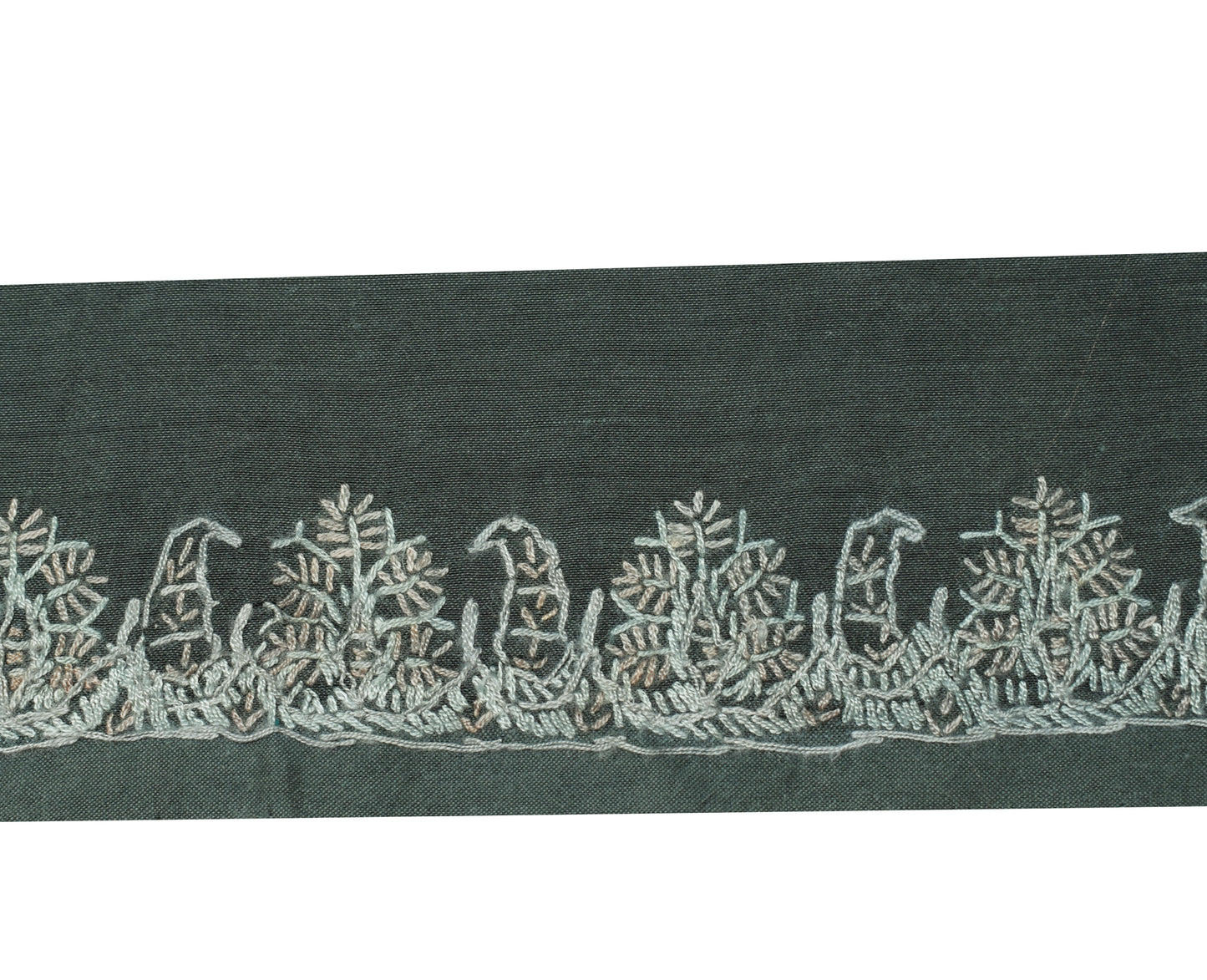 Sushila Vintage Cotton Saree Border Indian Craft Sewing Trim Embroidered Ribbon