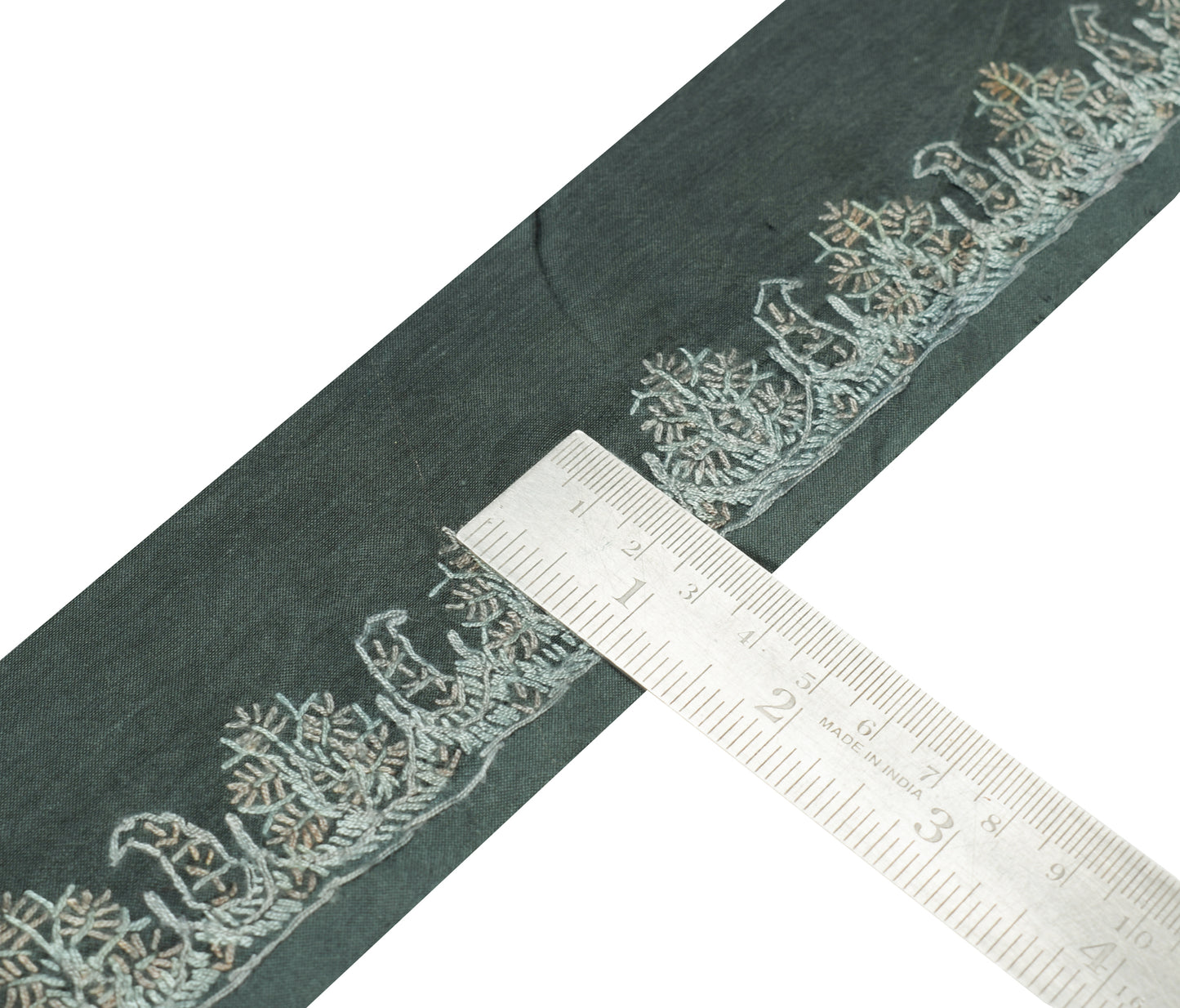 Sushila Vintage Cotton Saree Border Indian Craft Sewing Trim Embroidered Ribbon