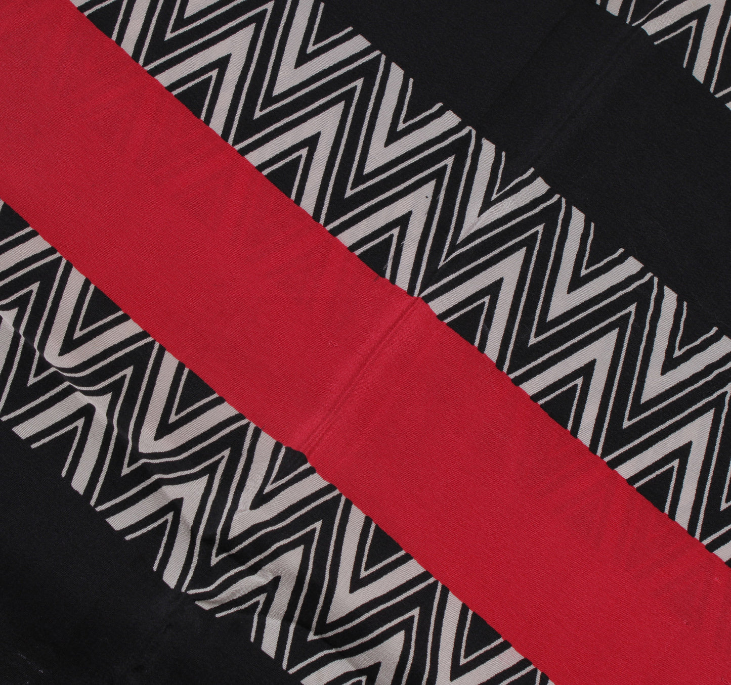 Sushila Vintage Black Saree 100% Pure Crepe Silk Printed Zig-Zag Soft Fabric