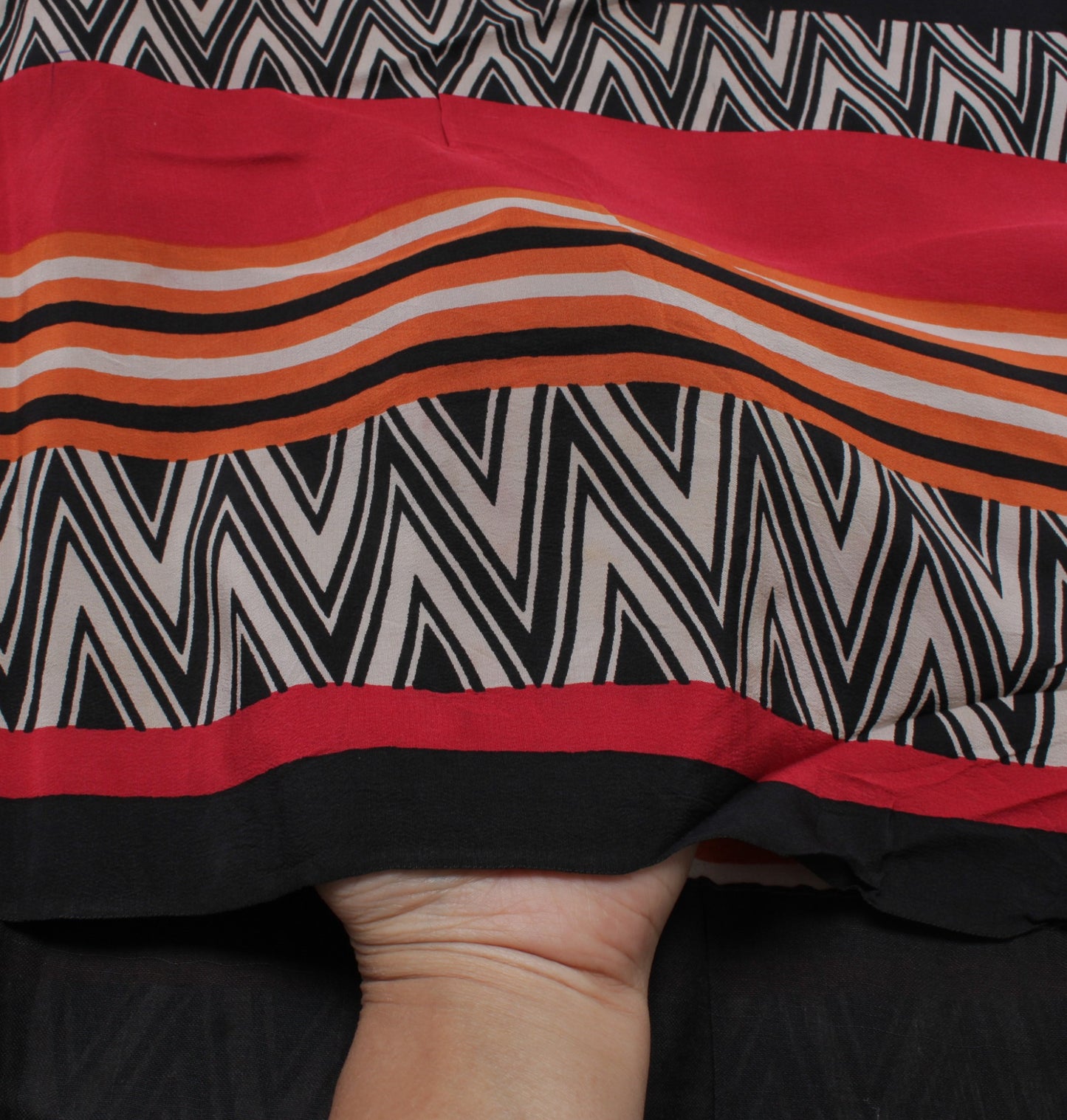 Sushila Vintage Black Saree 100% Pure Crepe Silk Printed Zig-Zag Soft Fabric