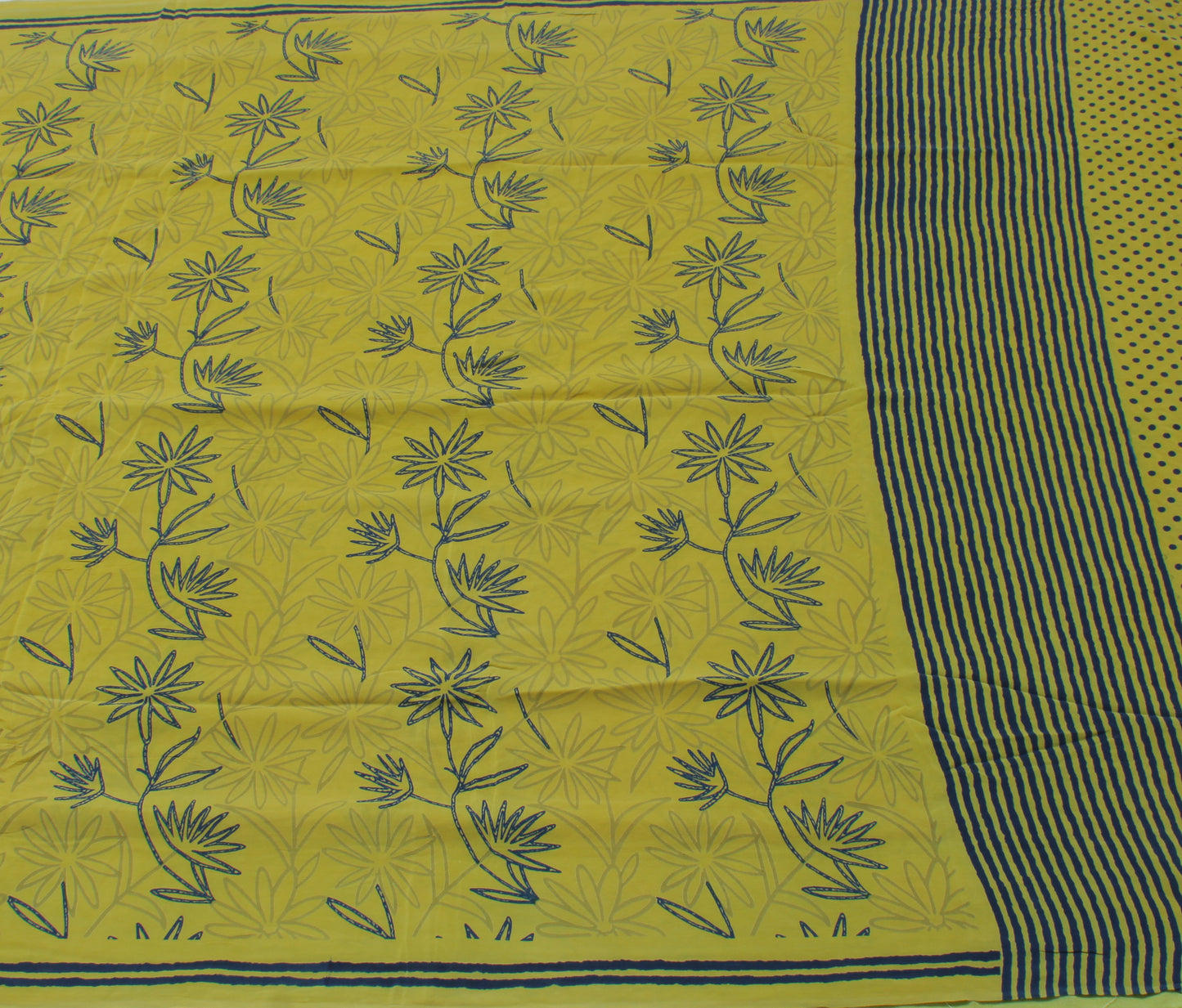 Sushila Vintage Green Saree 100% Pure Crepe Silk Printed Floral Soft Sari Fabric