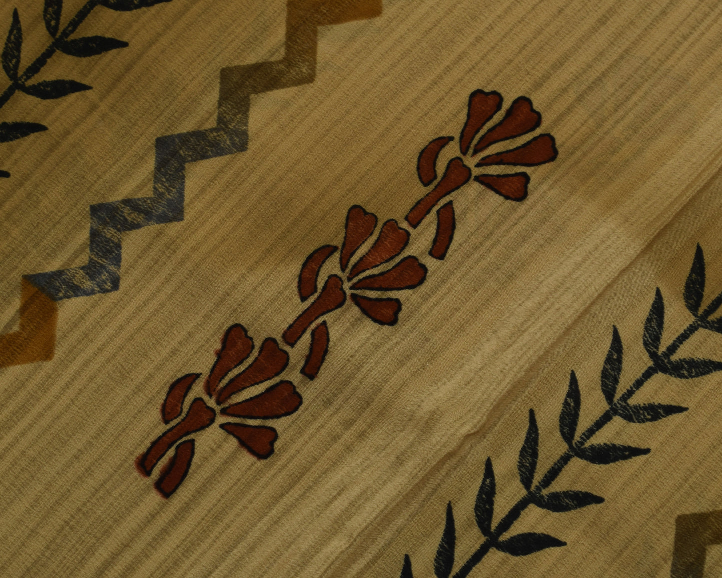 Sushila Vintage Brown Saree 100% Pure Crepe Silk Printed Floral Soft Fabric