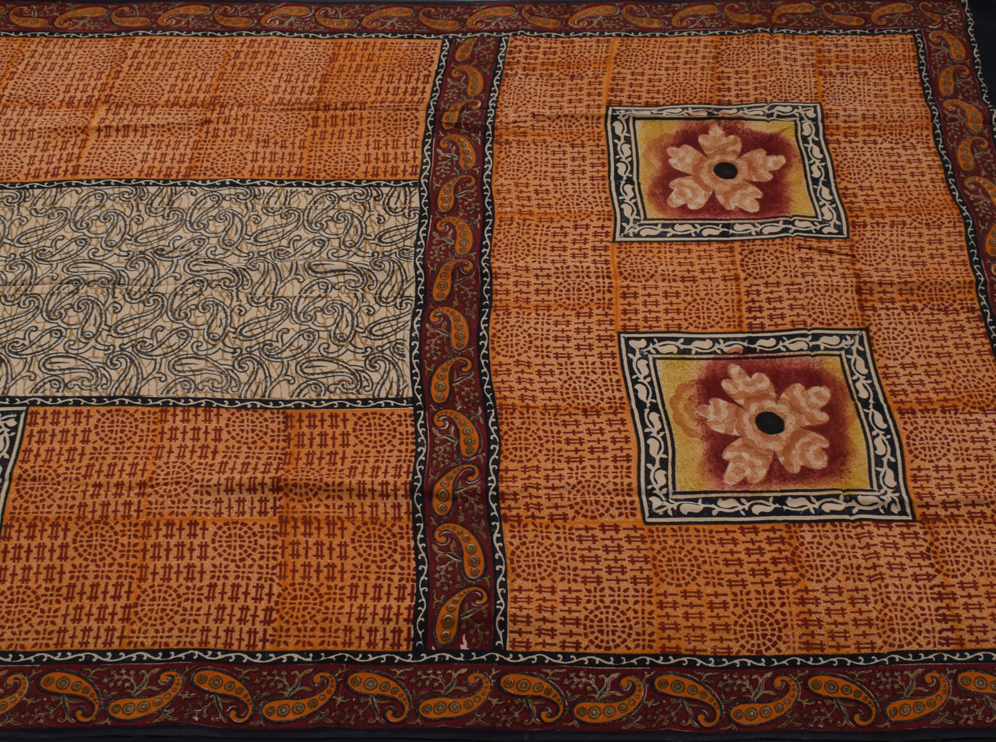 Sushila Vintage Indian Saree 100% Pure Crepe Silk Printed Paisley Soft Fabric