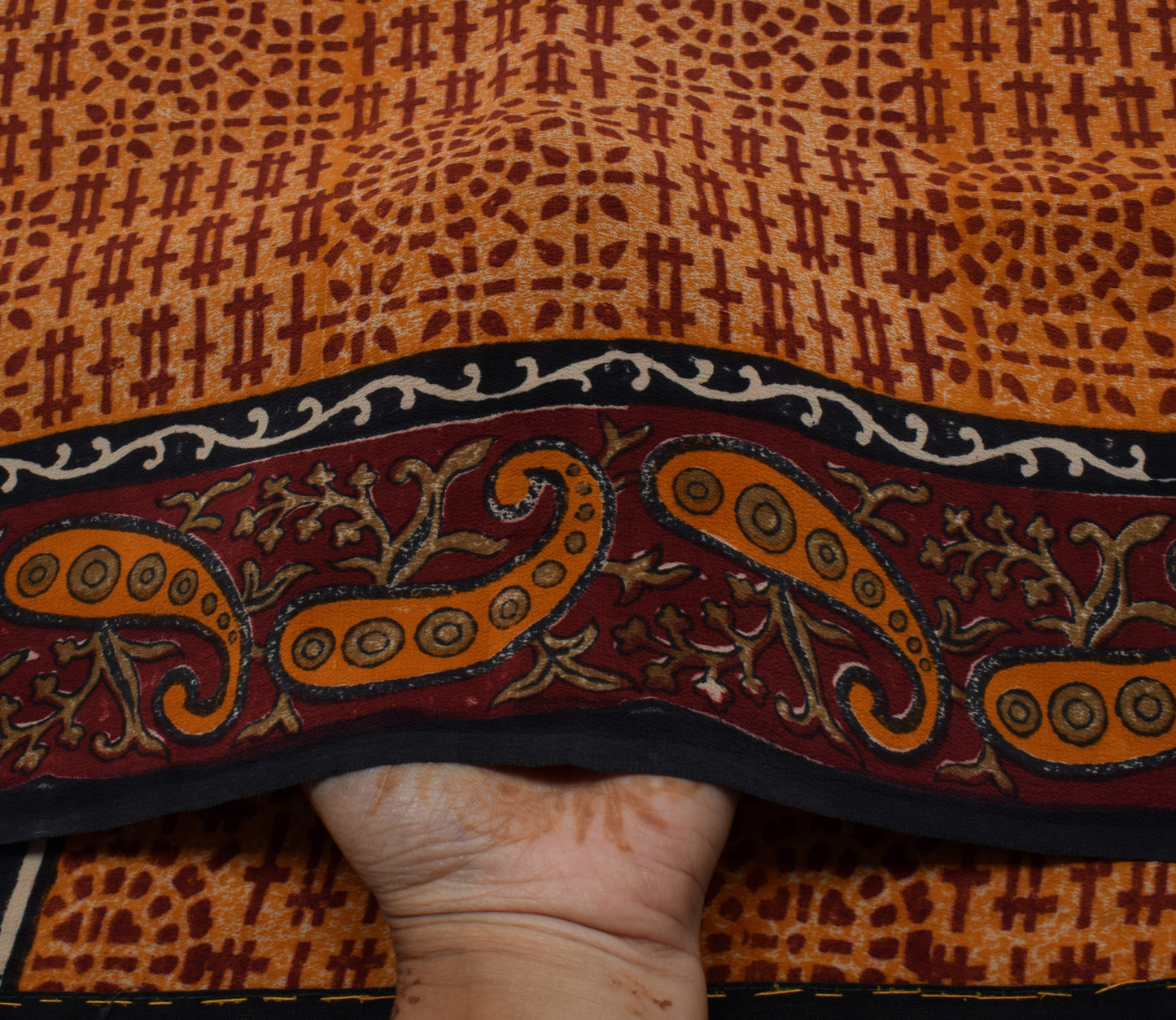 Sushila Vintage Indian Saree 100% Pure Crepe Silk Printed Paisley Soft Fabric