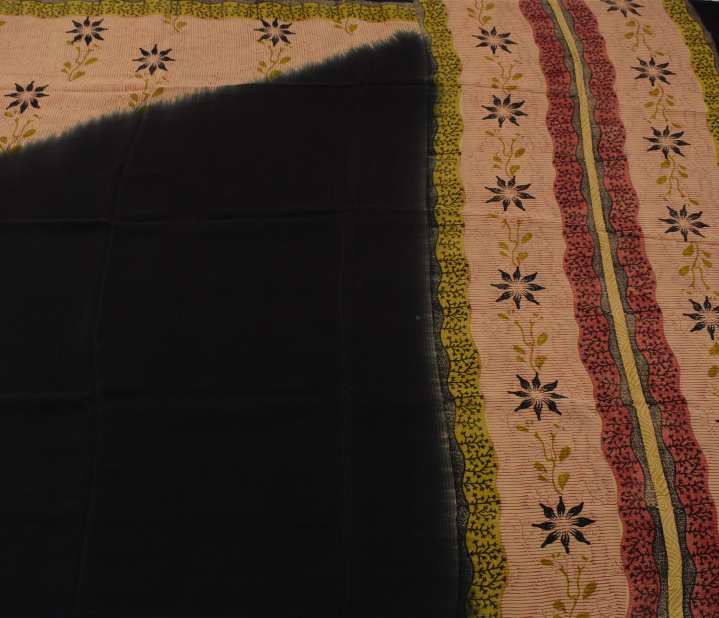 Sushila Vintage Indian Saree 100% Pure Crepe Silk Printed Floral Soft Fabric