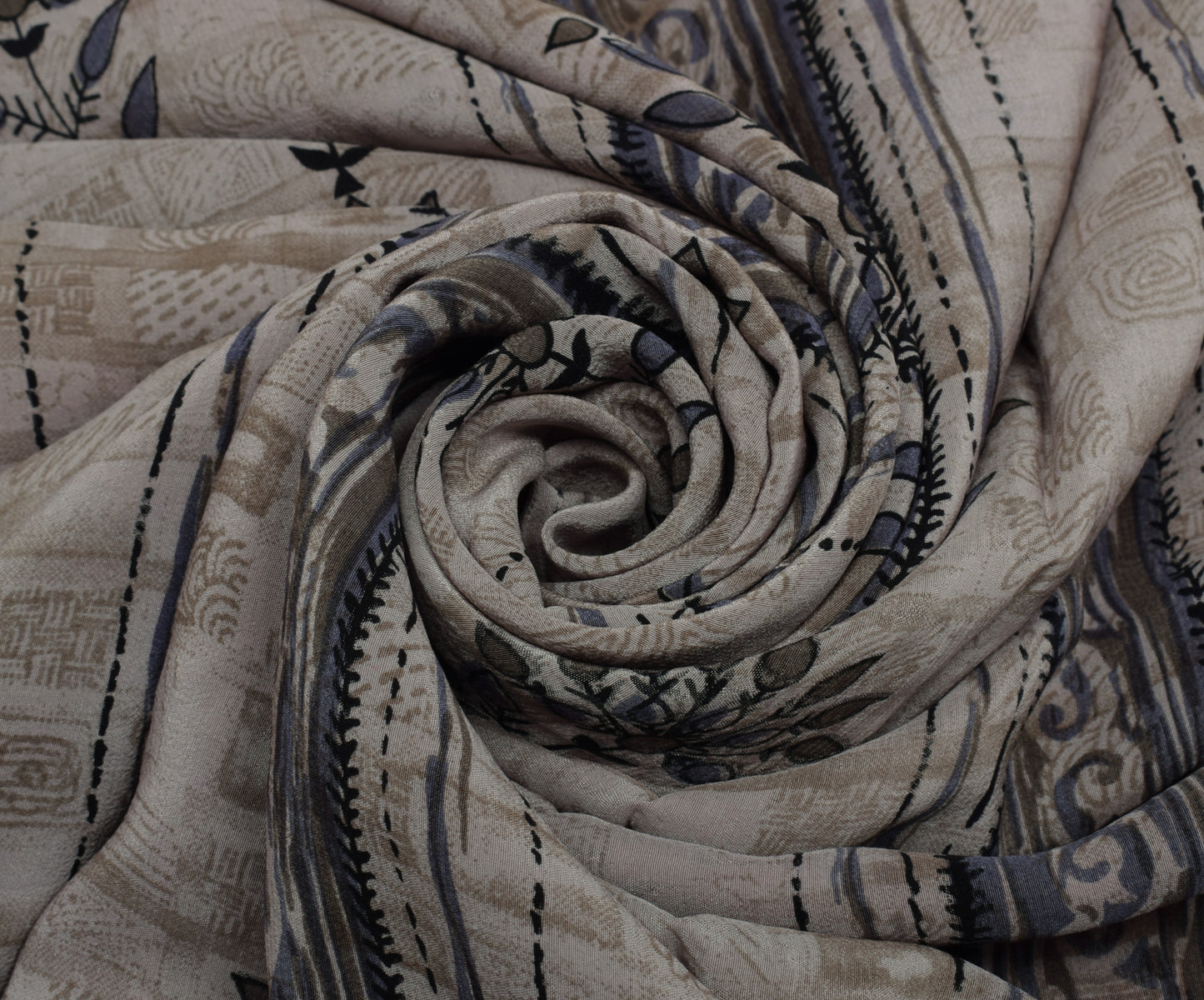 Sushila Vintage Indian Saree 100% Pure Crepe Silk Printed Floral Soft Fabric