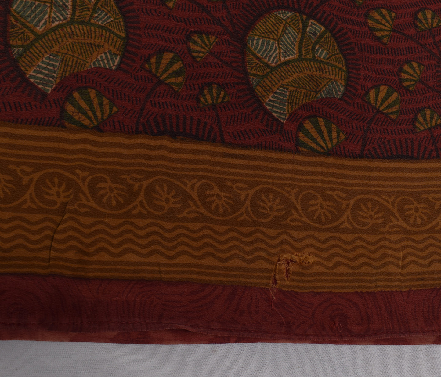 Sushila Vintage Indian Saree 100% Pure Crepe Silk Printed Floral Soft Fabric