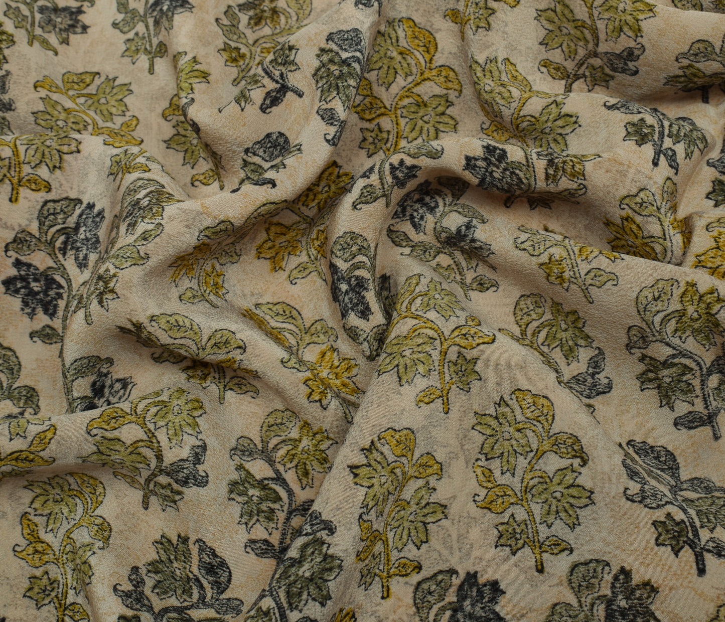 Sushila Vintage Cream Saree 100% Pure Crepe Silk Printed Floral Soft Fabric