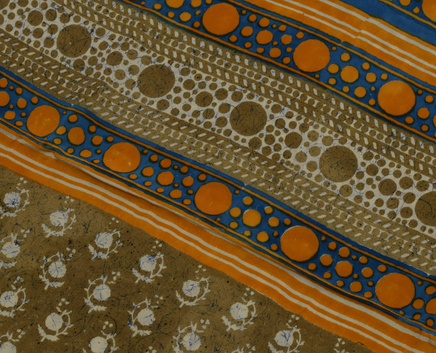 Sushila Vintage Indian Saree 100% Pure Crepe Silk Printed Leheria Soft Fabric