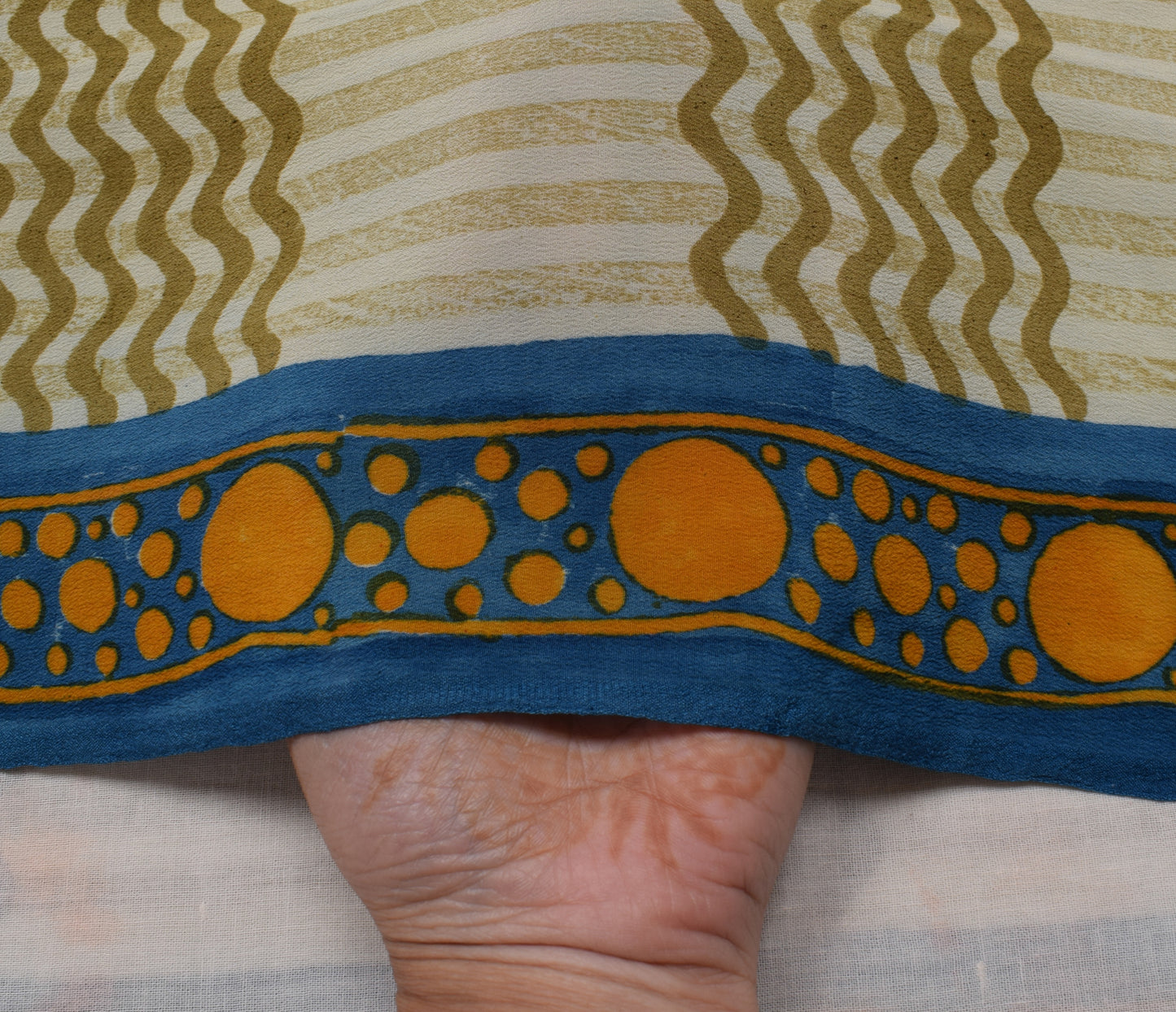 Sushila Vintage Indian Saree 100% Pure Crepe Silk Printed Leheria Soft Fabric