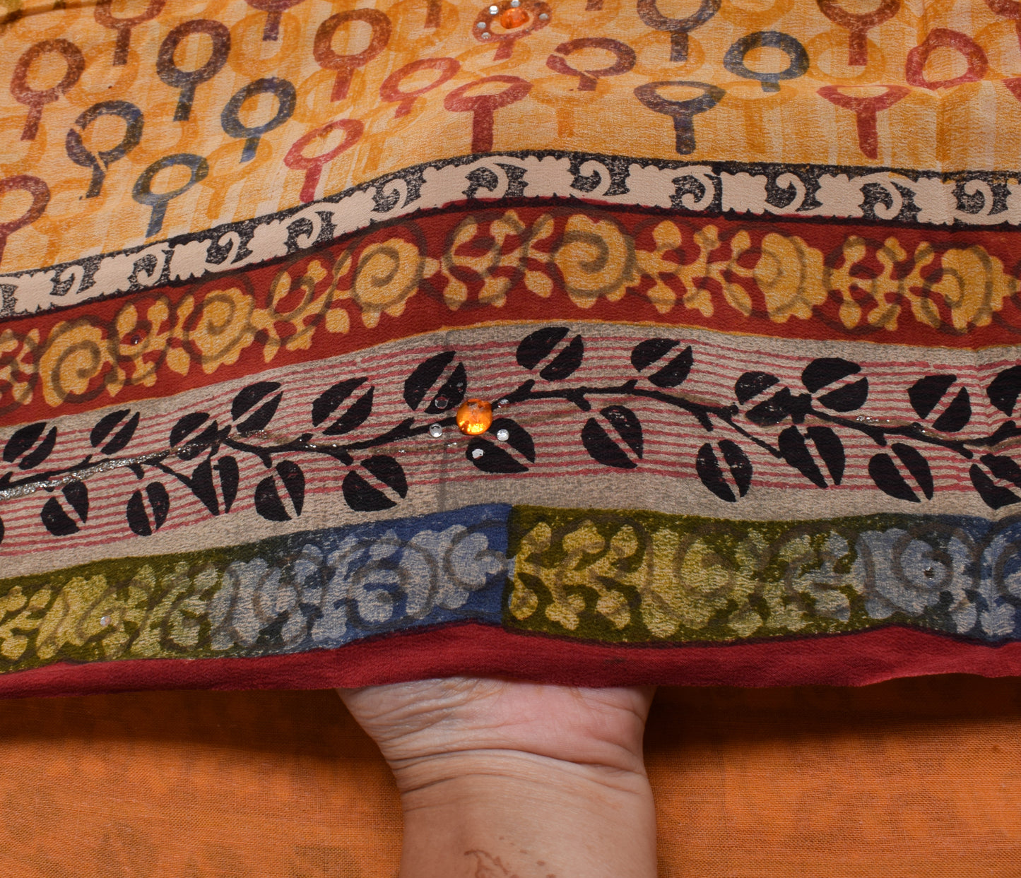 Sushila Vintage Indian Saree 100% Pure Crepe Silk Printed Floral Soft Fabric