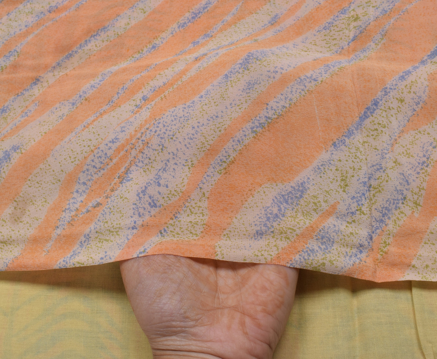 Sushila Vintage Indian Saree 100% Pure Crepe Silk Printed 5 YD Soft Craft Fabric