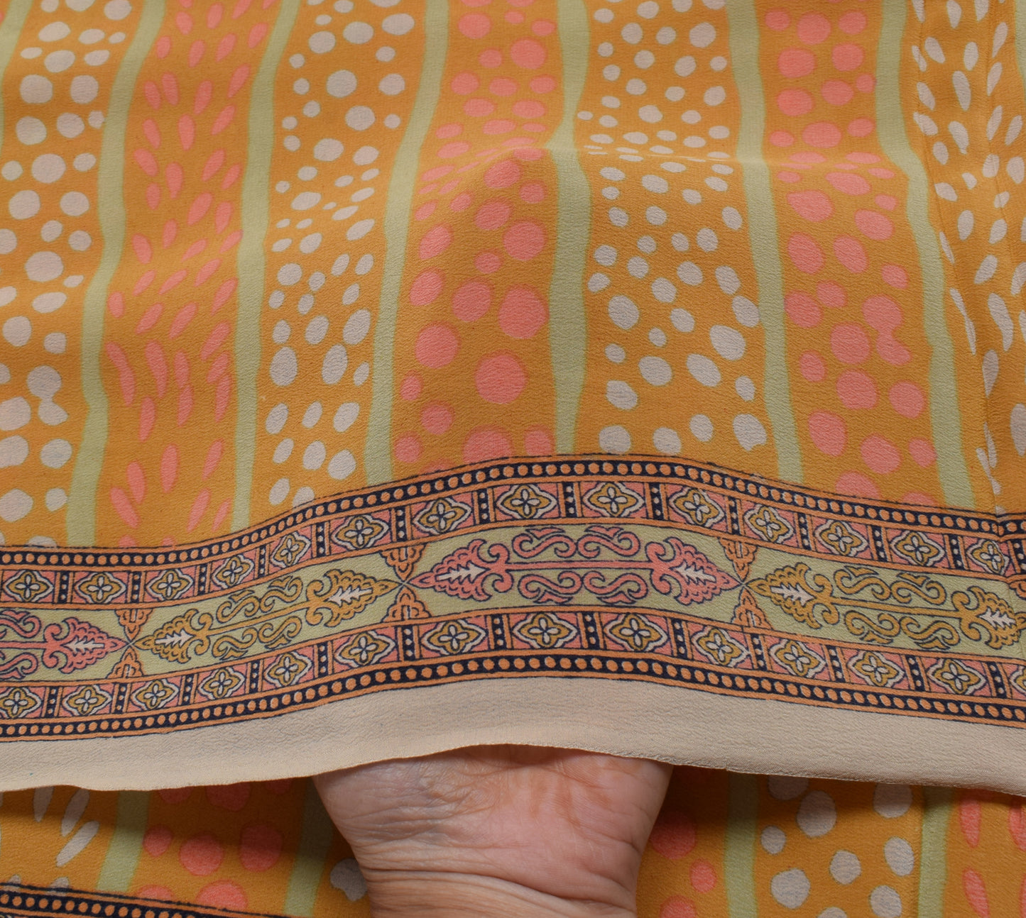 Sushila Vintage Indian Saree 100% Pure Crepe Silk Printed Soft 5 Yard Fabric